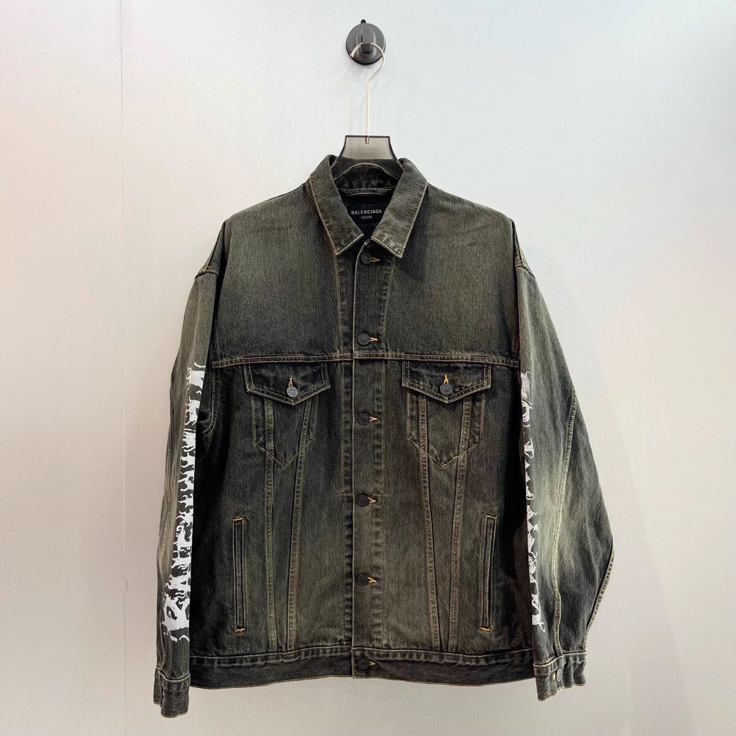 Balenciaga Black Denim Jacket with Sleeve Graphics Size US S / EU 44-46 / 1 - 2 Thumbnail