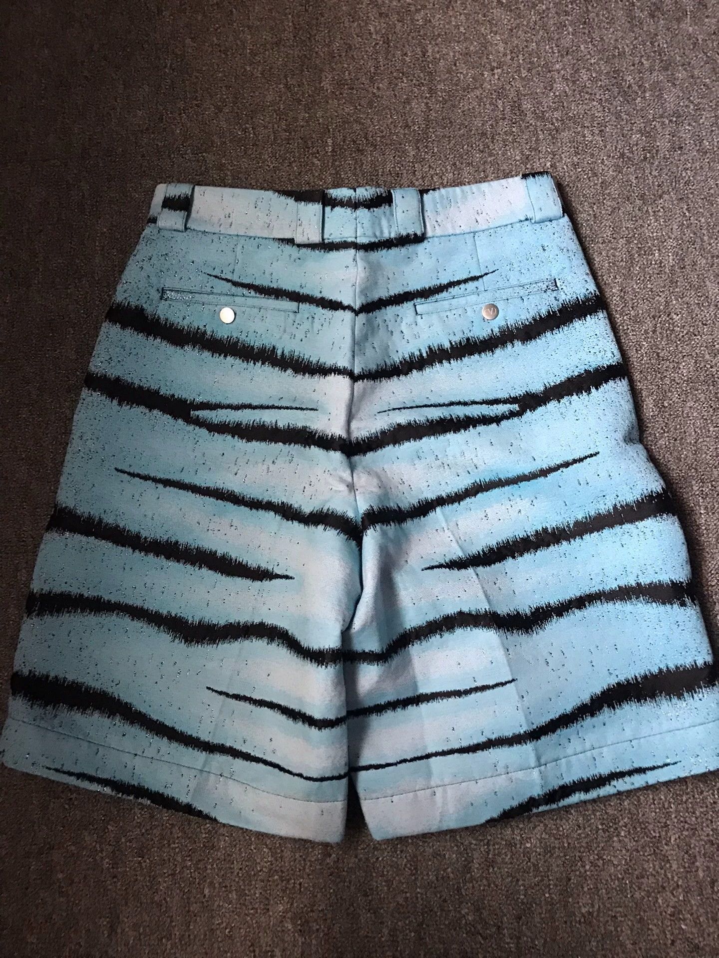 Valentino Blue Striped Casual Shorts Size US 34 / EU 50 - 2 Thumbnail