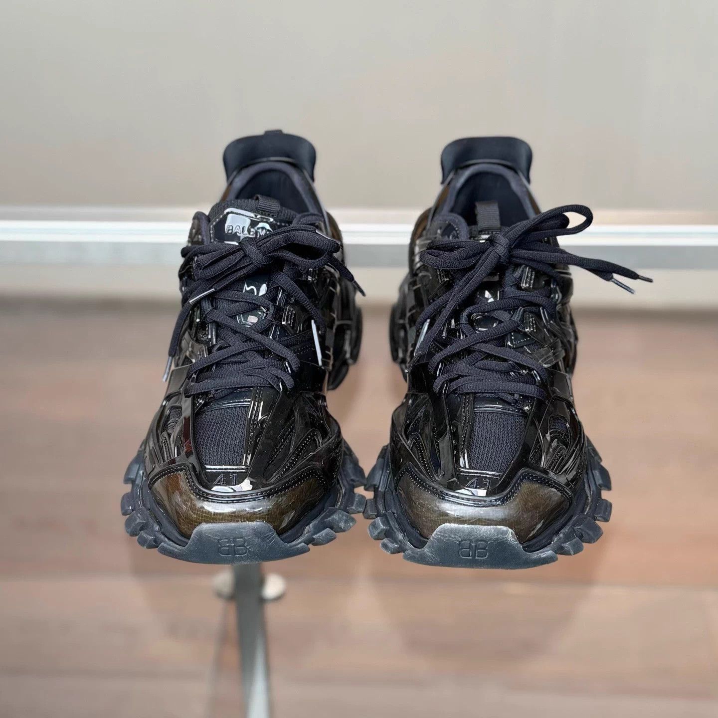 Balenciaga Black Low-Top Sneakers Size 8 Size US 8 / EU 41 - 2 Thumbnail