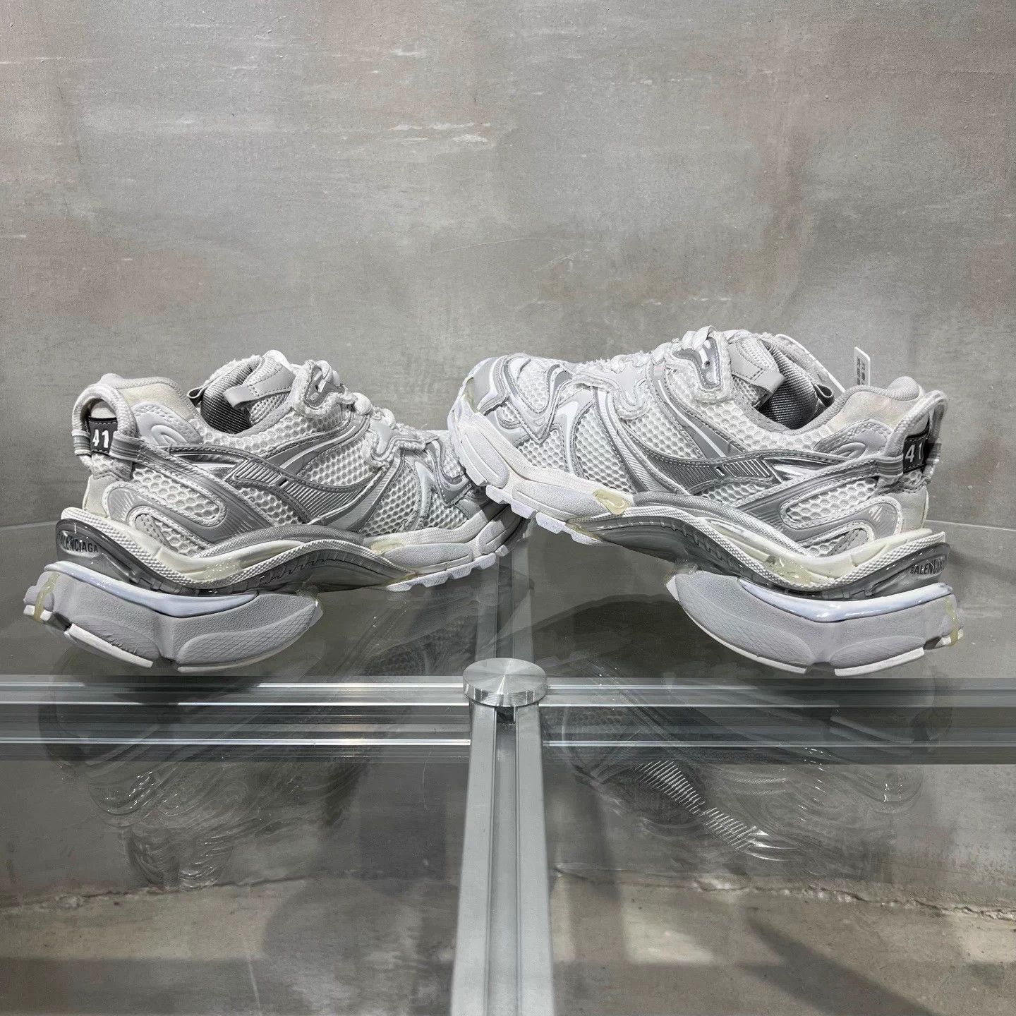 Balenciaga Silver Chunky Low-Top Sneakers Size 8 Size US 8 / EU 41 - 5 Thumbnail