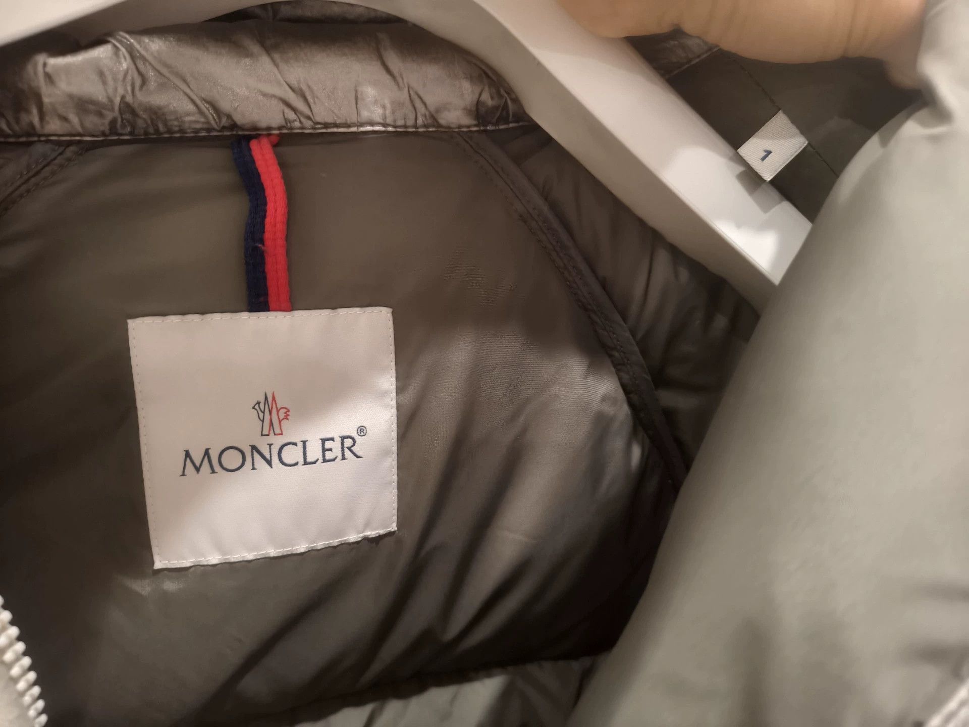 Moncler Silver Puffer Coat with Faux Fur Hood Size US S / EU 44-46 / 1 - 7 Thumbnail