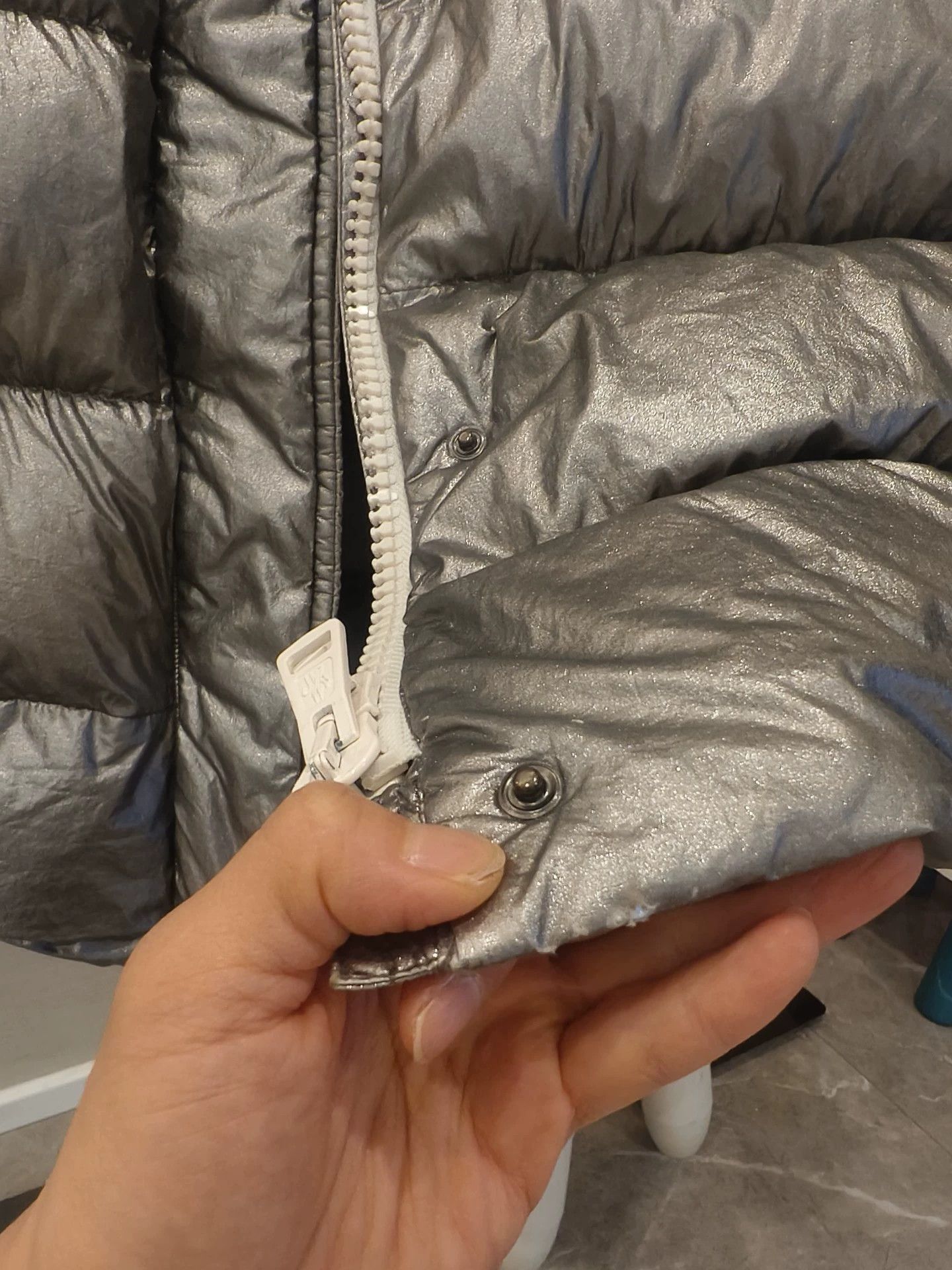 Moncler Silver Puffer Coat with Faux Fur Hood Size US S / EU 44-46 / 1 - 6 Thumbnail