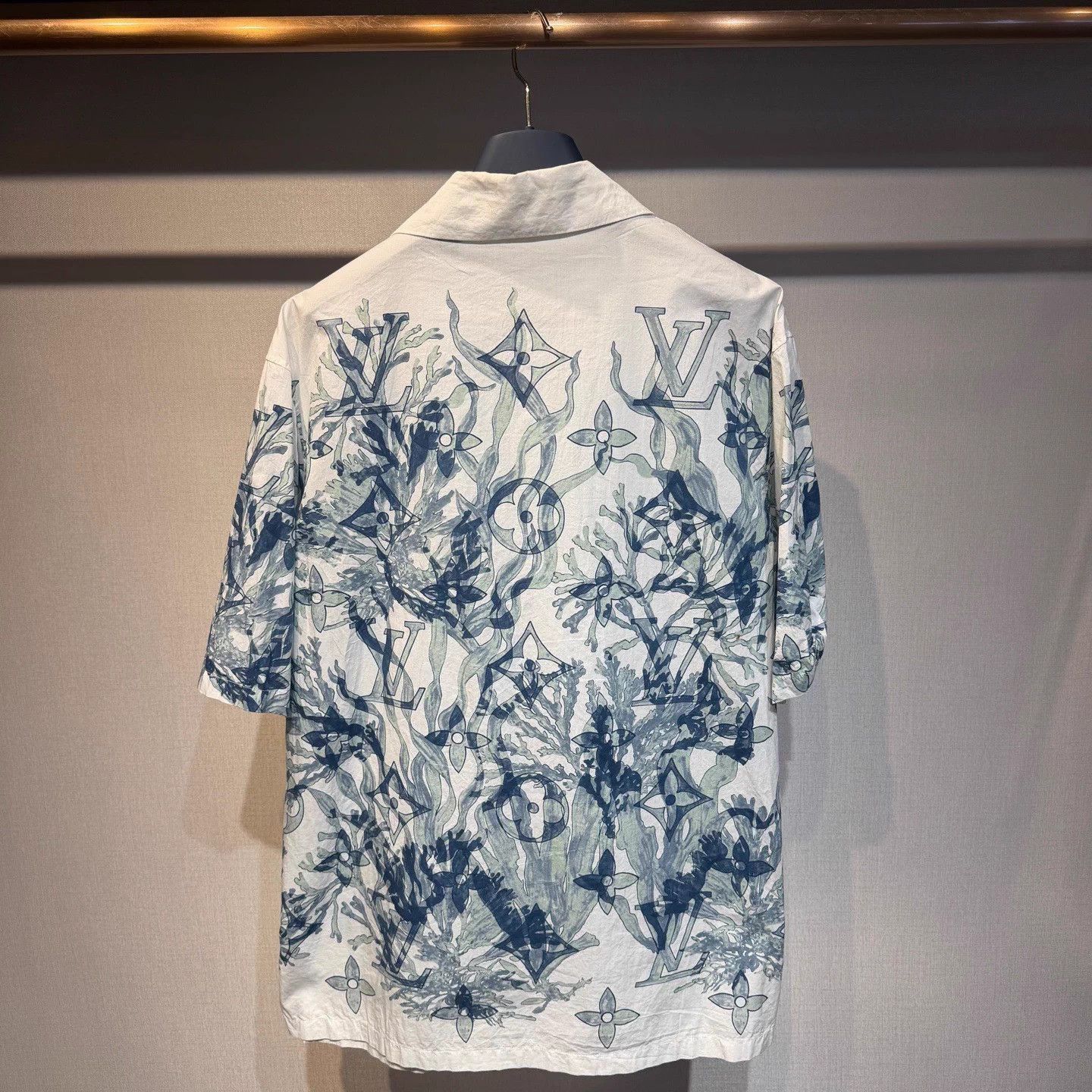 Louis Vuitton Multi-Print Short-Sleeve Button-Up Shirt Size US M / EU 48-50 / 2 - 2 Thumbnail