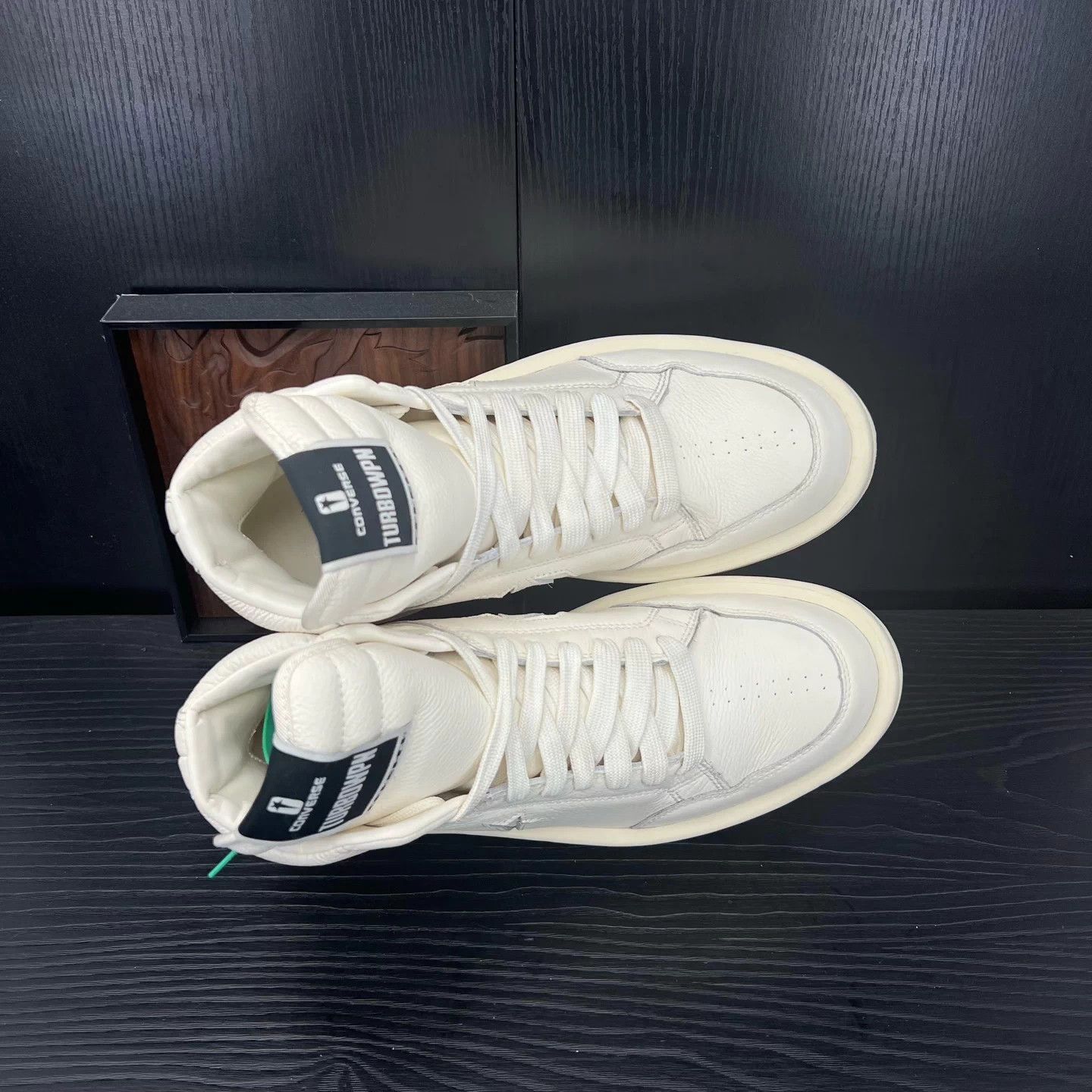 Converse White High-Top Sneakers Size 12 Size US 12 / EU 45 - 7 Thumbnail