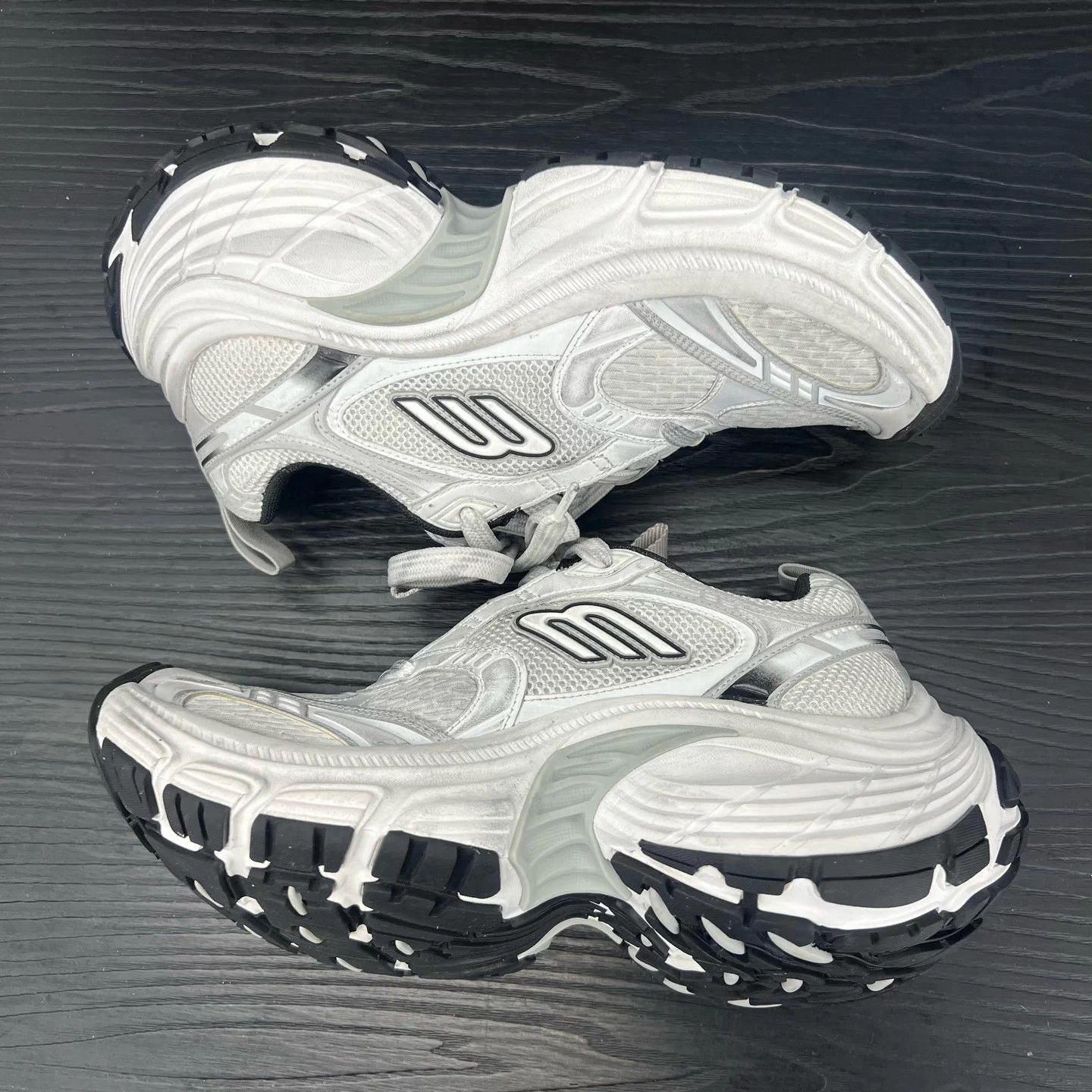 Balenciaga Gray Low-Top Sneakers Size 6 Size US 6 / EU 39 - 3 Thumbnail