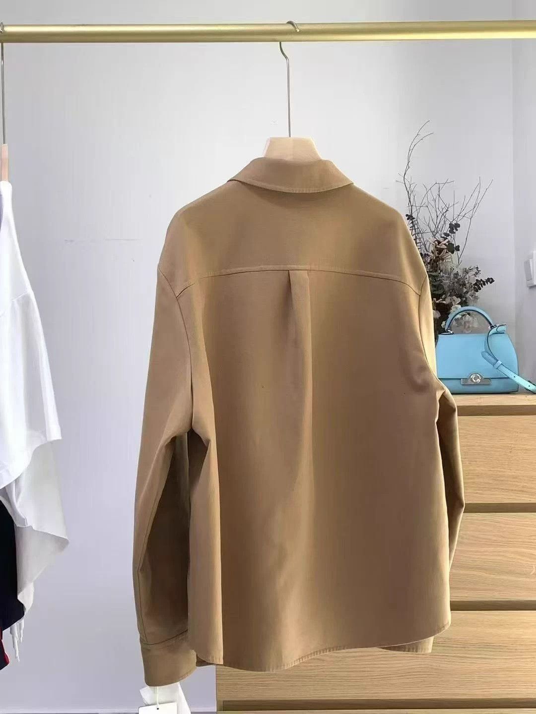 Valentino Beige Long Sleeve Button-Up Shirt Size M Size US M / EU 48-50 / 2 - 3 Thumbnail