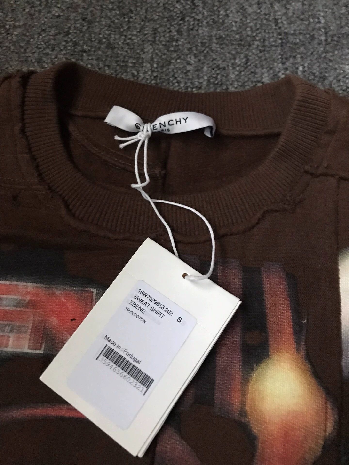 Givenchy Brown Graphic Print Long Sleeve Sweatshirt Size US S / EU 44-46 / 1 - 4 Thumbnail