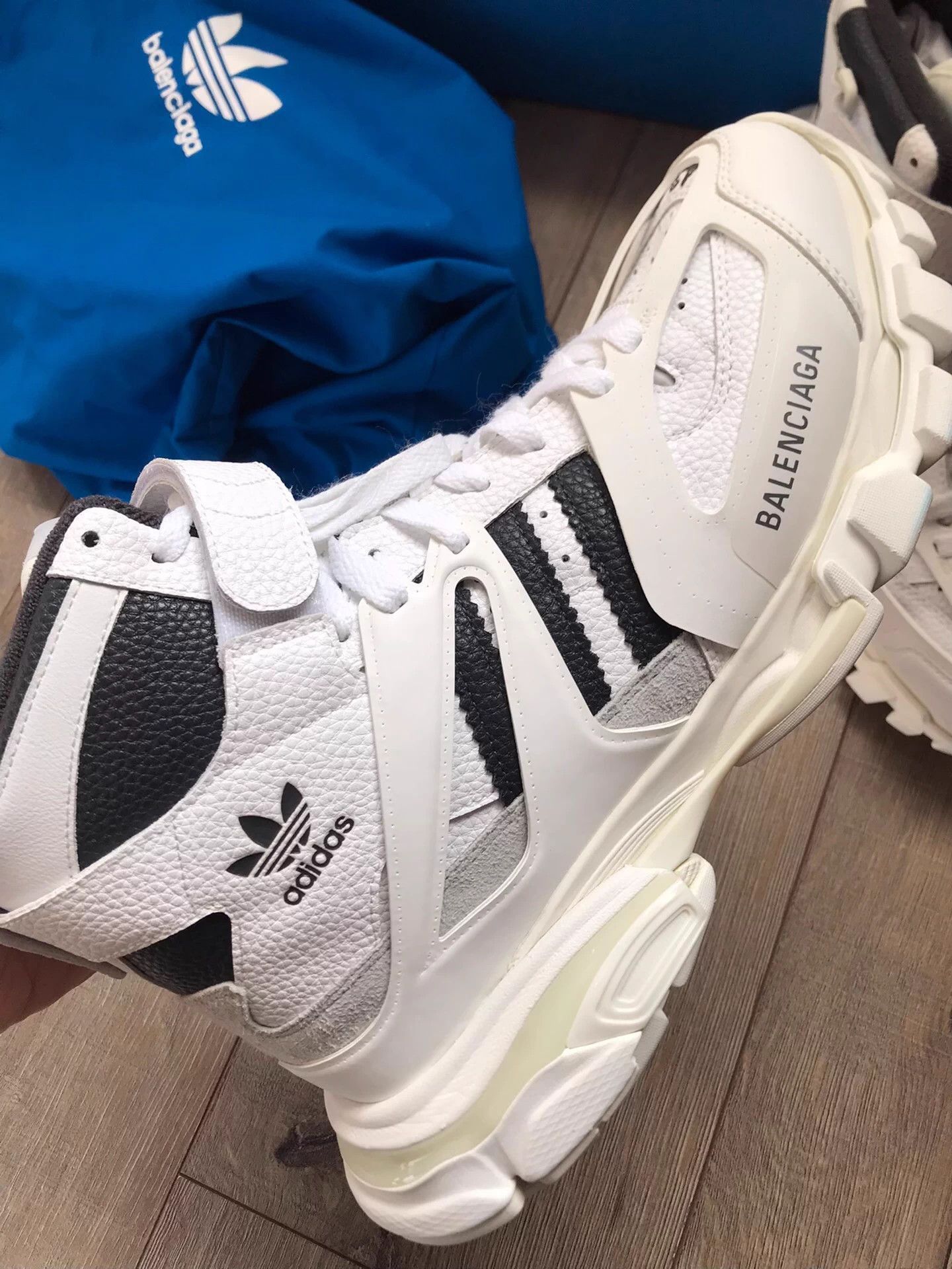 Balenciaga White High-Top Sneakers Size 10 Size US 10 / EU 43 - 4 Thumbnail