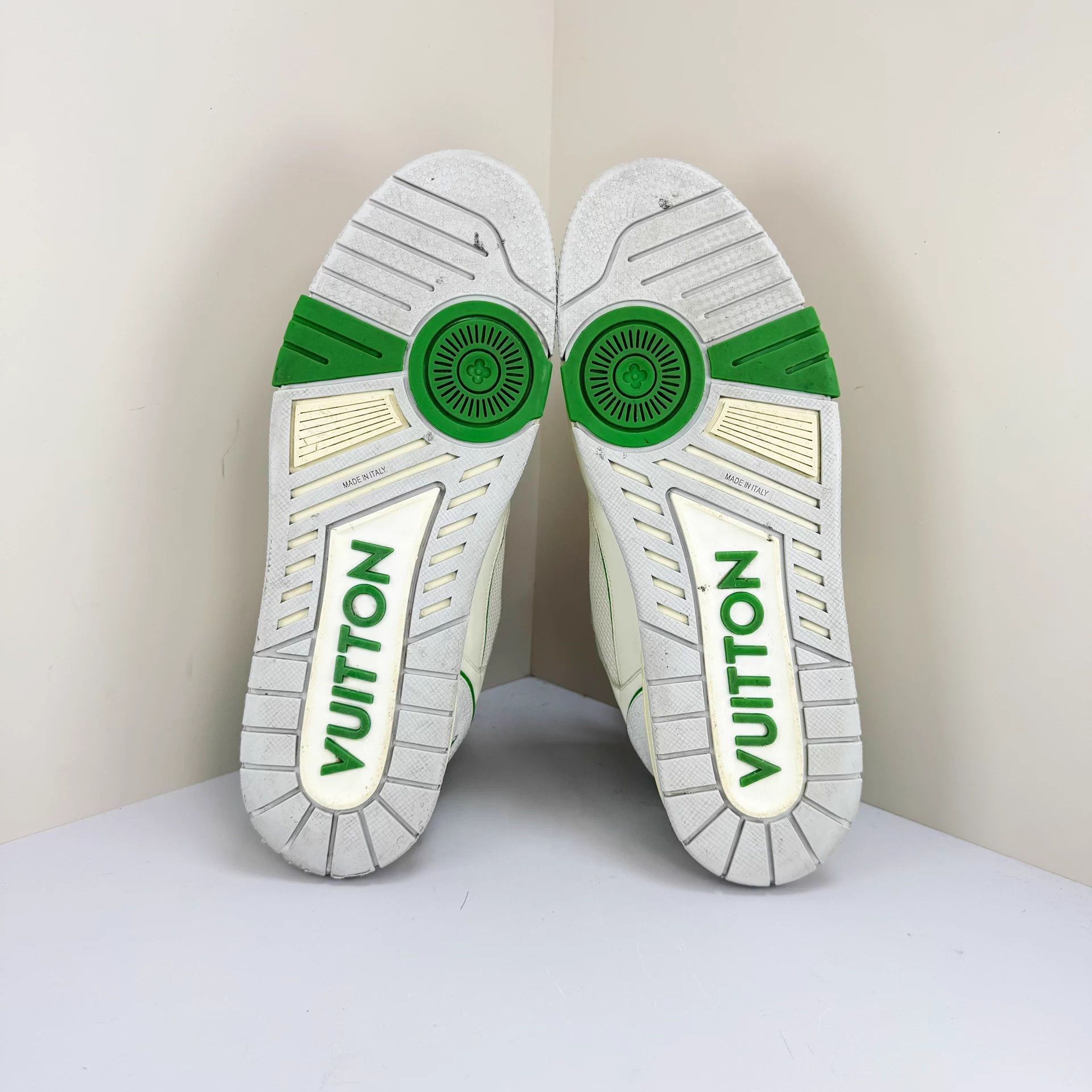 Louis Vuitton Green Low-Top Sneakers Size 10 Size US 10 / EU 43 - 5 Thumbnail