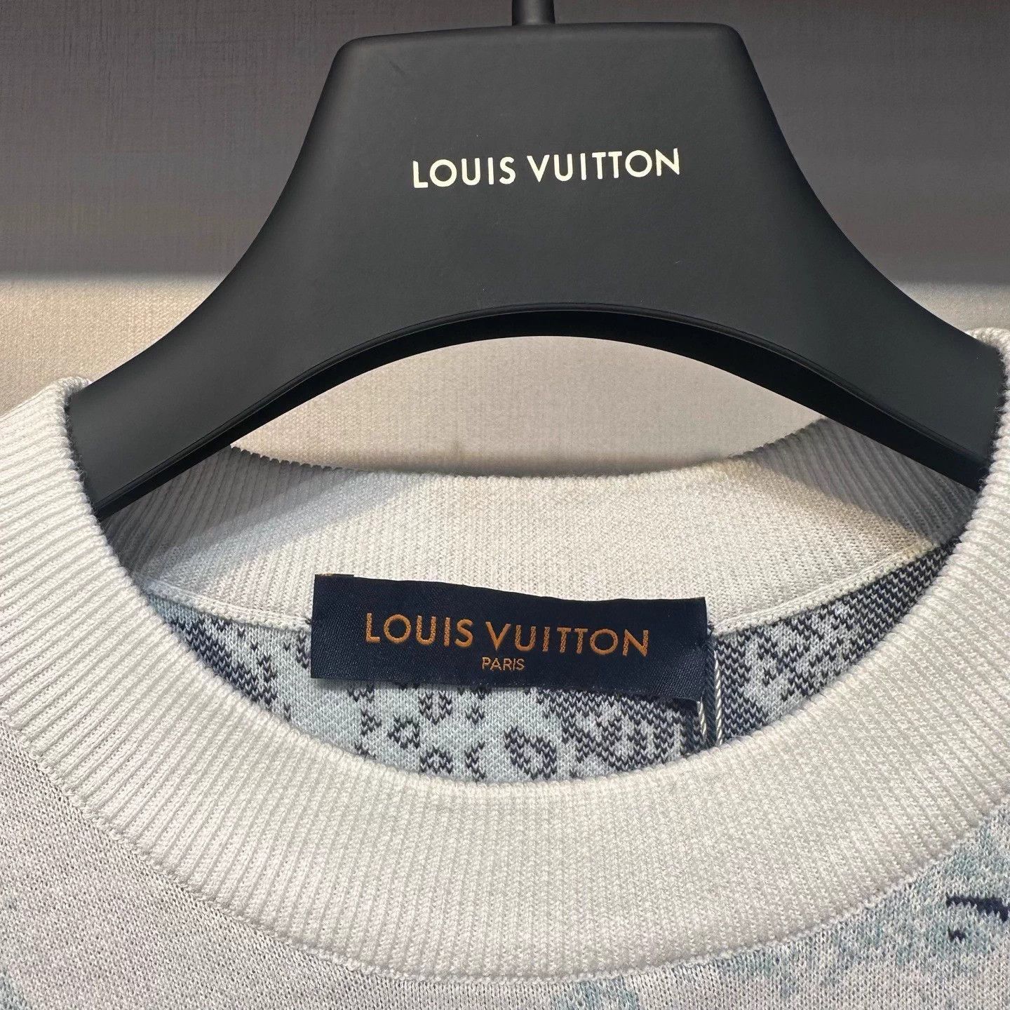 Louis Vuitton Multi Color Long Sleeve Printed Sweater Size US L / EU 52-54 / 3 - 3 Thumbnail