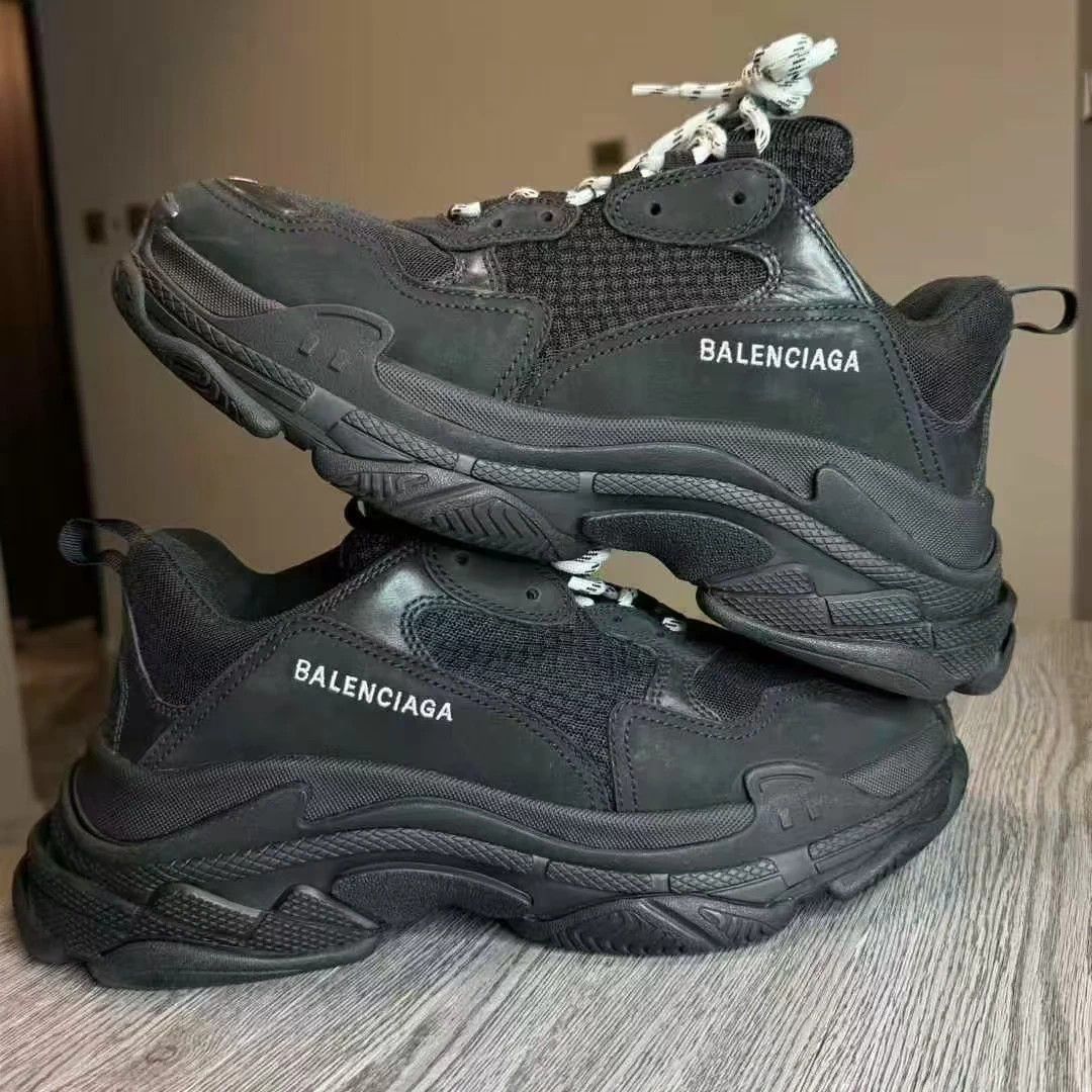 Balenciaga Black Chunky Sneakers with White Laces Size 11 Size US 11 / EU 44 - 4 Thumbnail