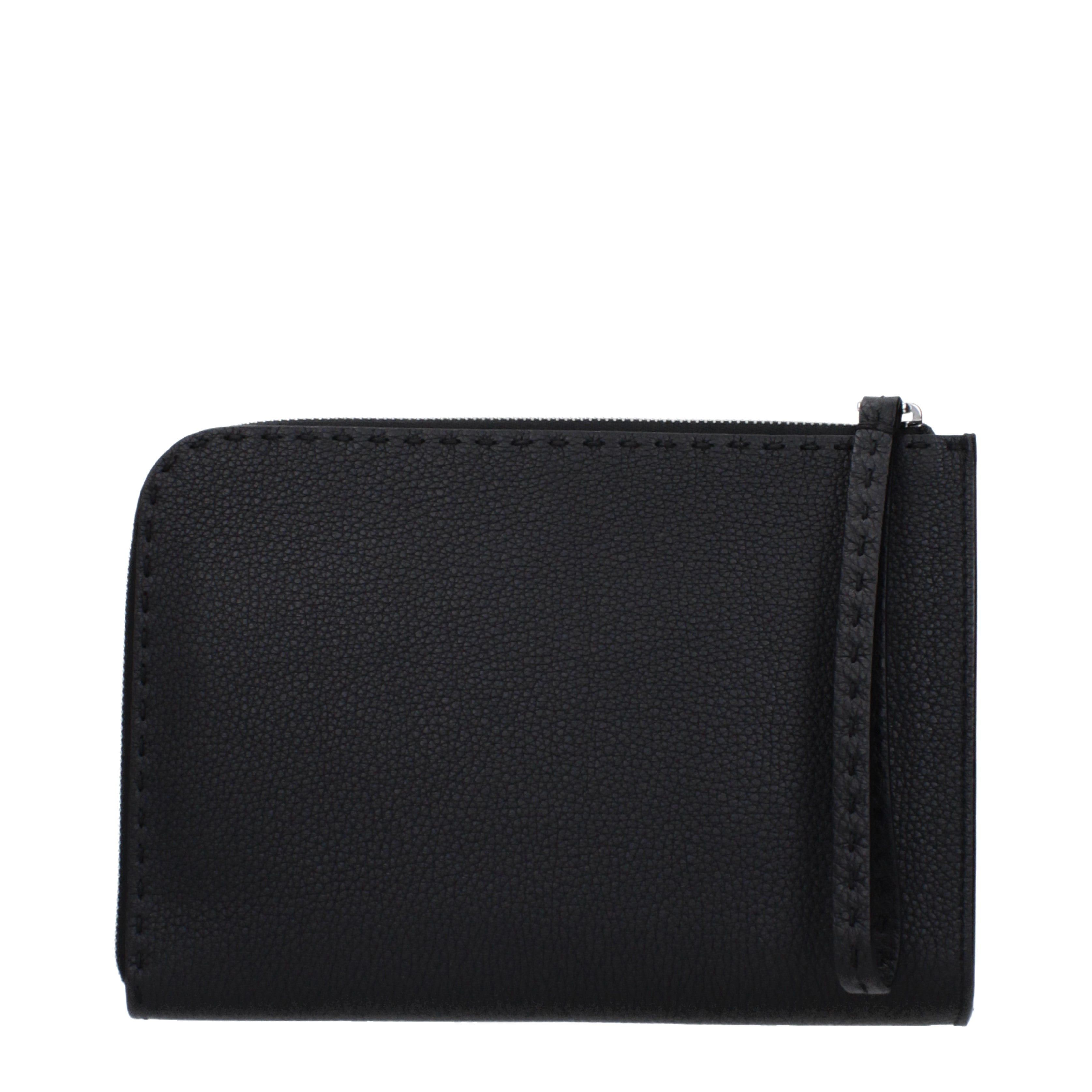 Fendi Clutches Size ONE SIZE - 3 Thumbnail