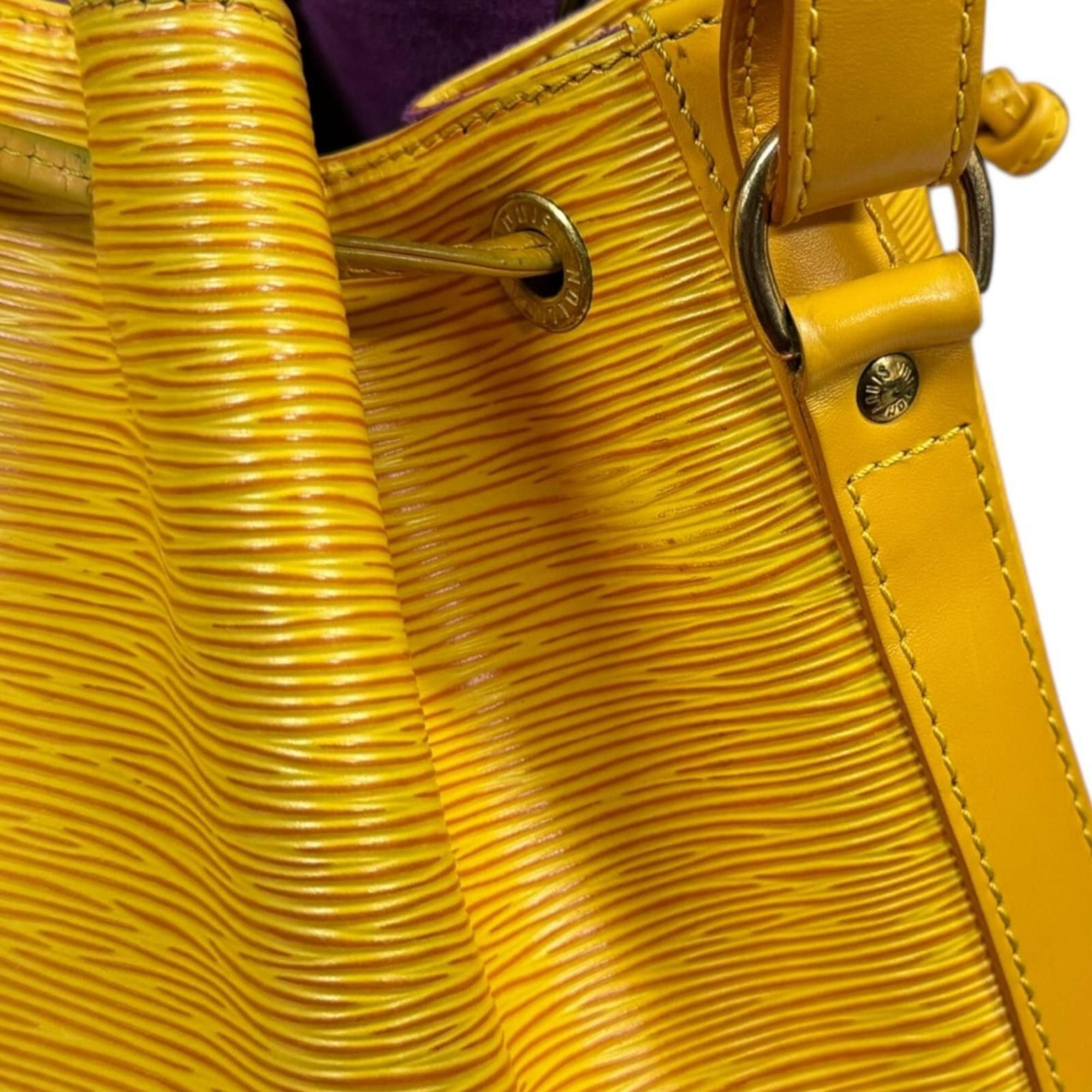 Louis Vuitton Pre-owned Louis Vuitton Petit Noe Epi Leather Shoulder Bag, M44109, Yellow, Women's. Size ONE SIZE - 12 Thumbnail
