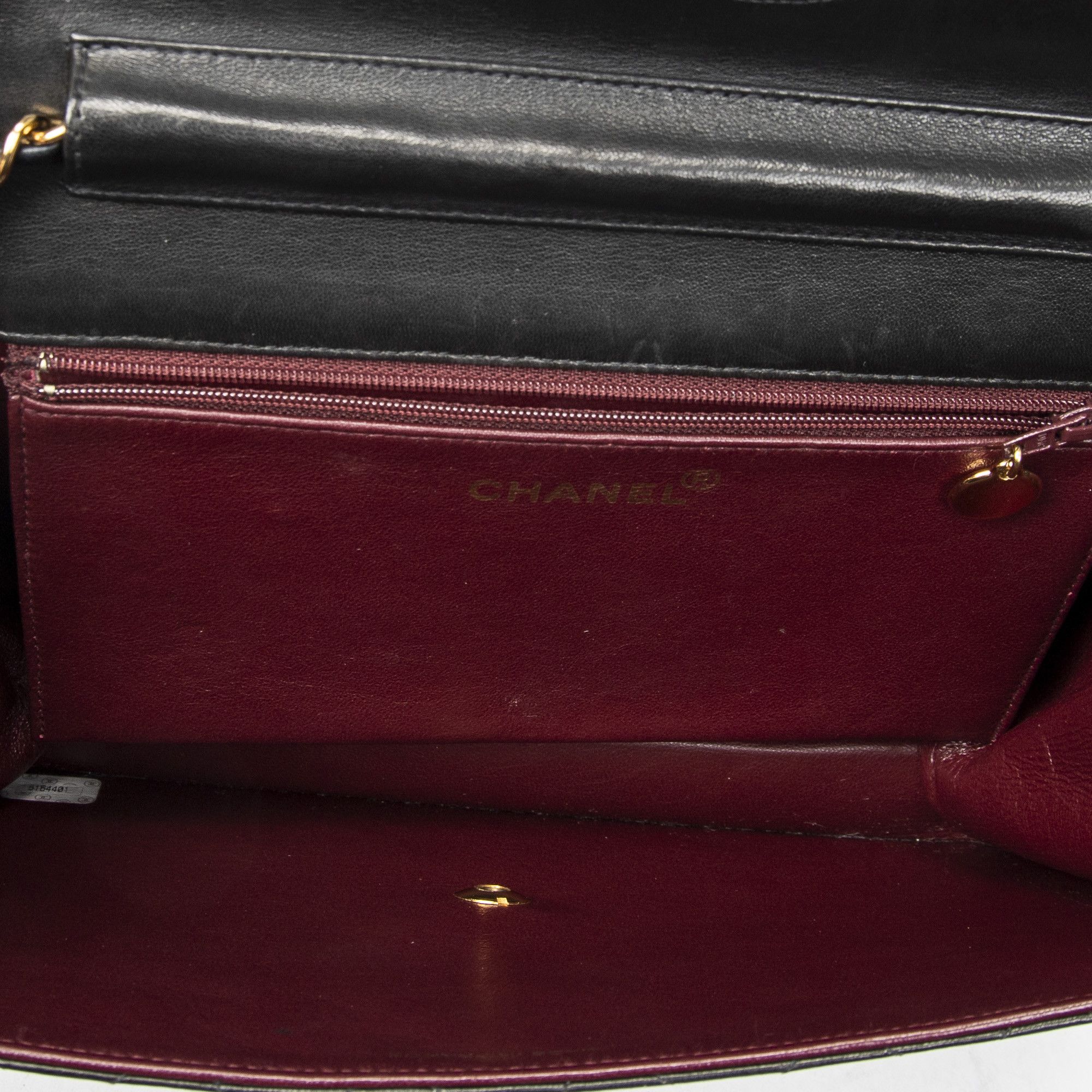 Chanel Vintage Push Lock Straight Flap Size ONE SIZE - 9 Thumbnail