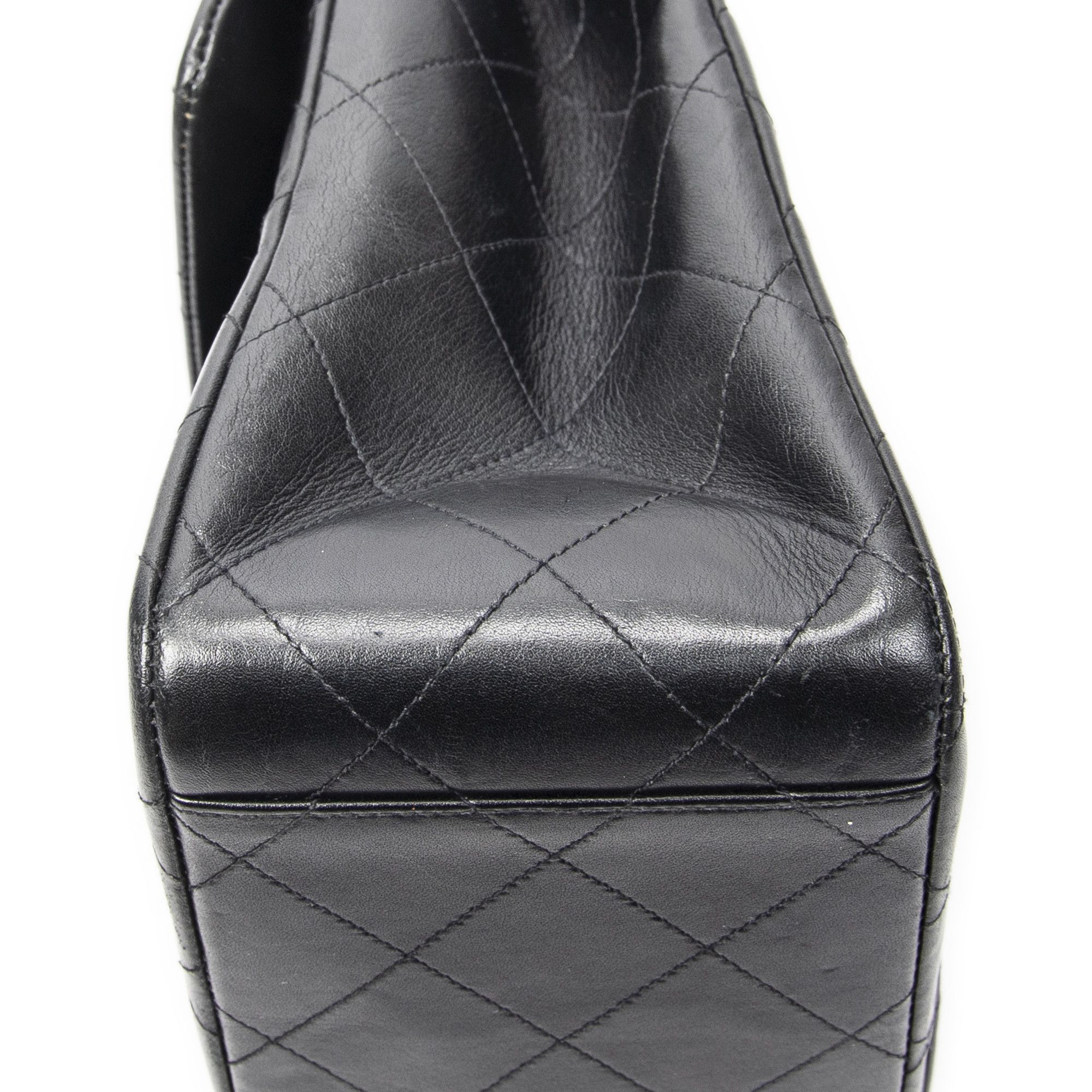 Chanel Maxi Jumbo XL Flap Size ONE SIZE - 8 Thumbnail
