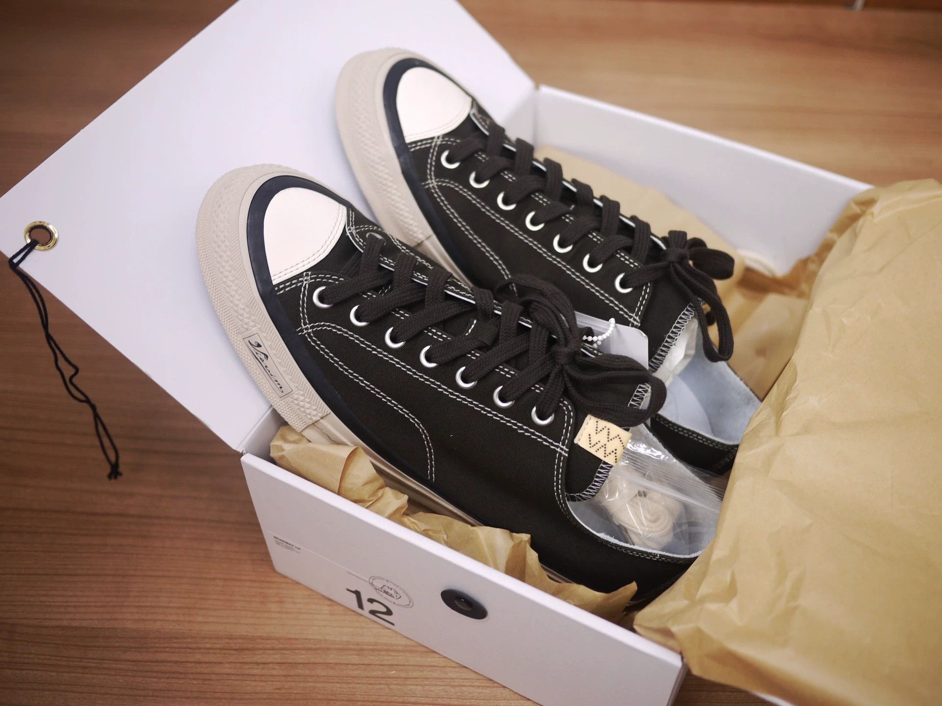 Visvim Black Low-Top Canvas Sneakers Size 12 Size US 12 / EU 45 - 9 Thumbnail
