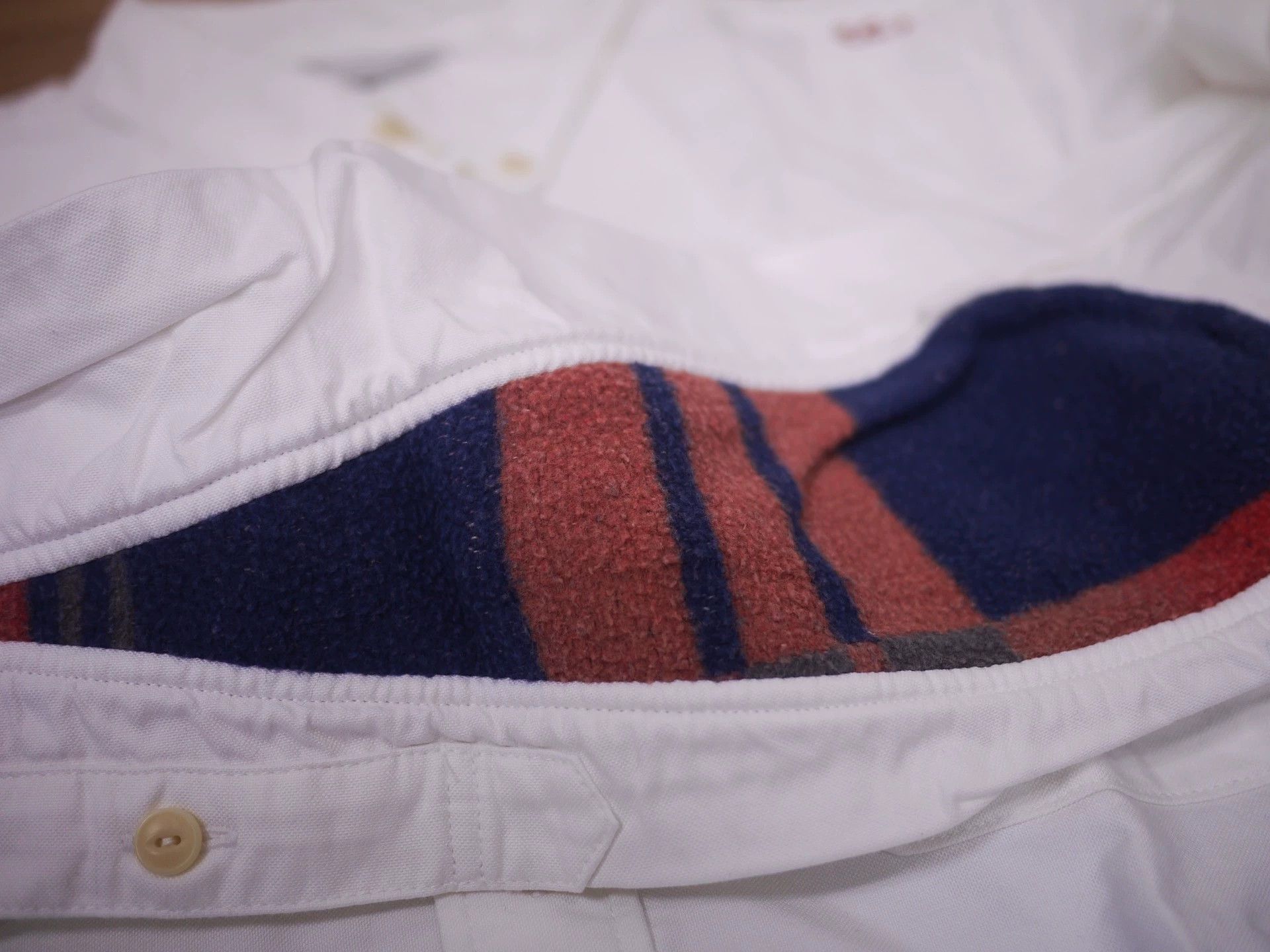 Visvim White Long Sleeve Shirt with Decorative Patches Size US S / EU 44-46 / 1 - 3 Thumbnail