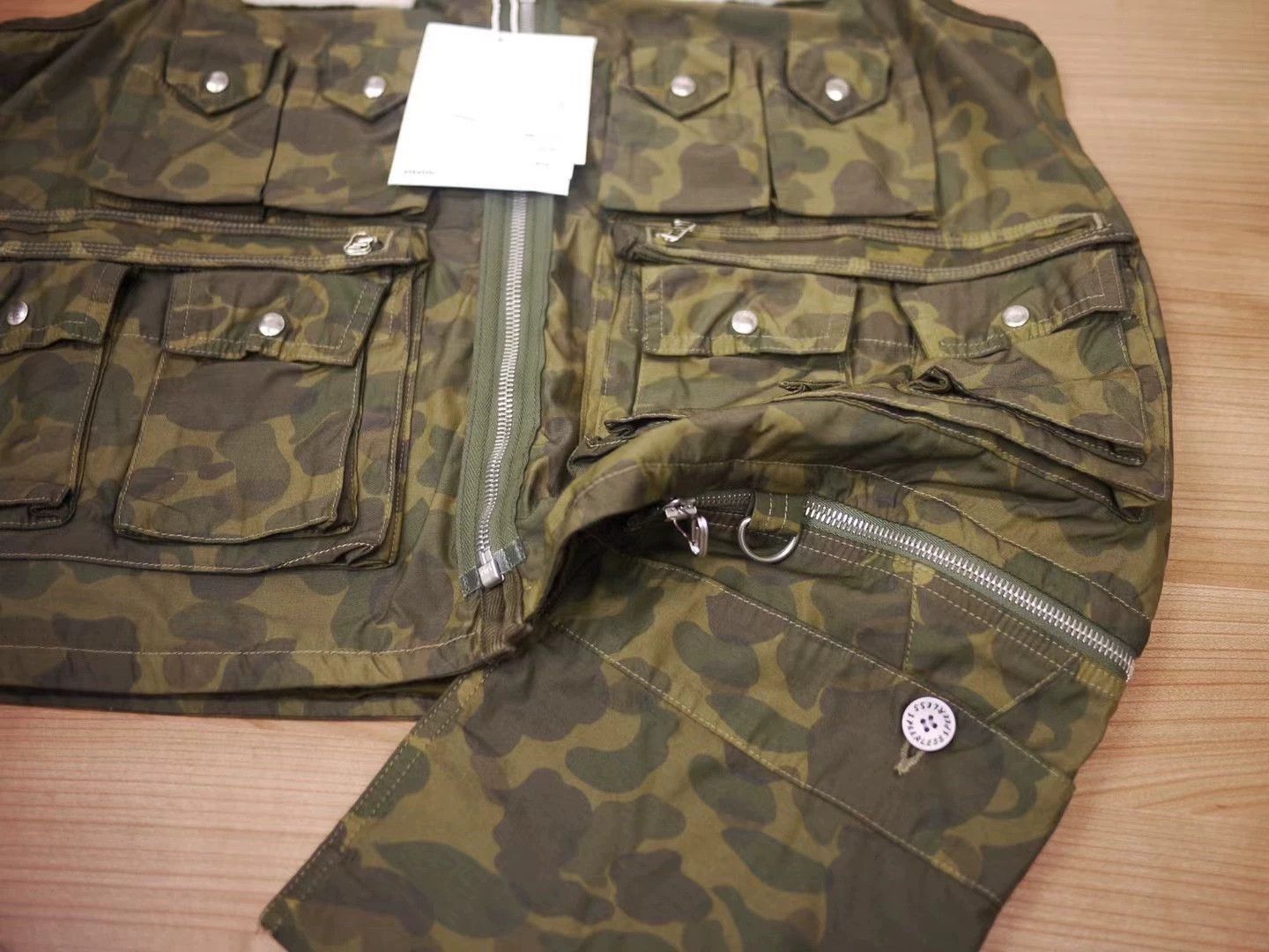 Visvim Green Camo Multi-Pocket Utility Vest - XL Size US XL / EU 56 / 4 - 4 Thumbnail