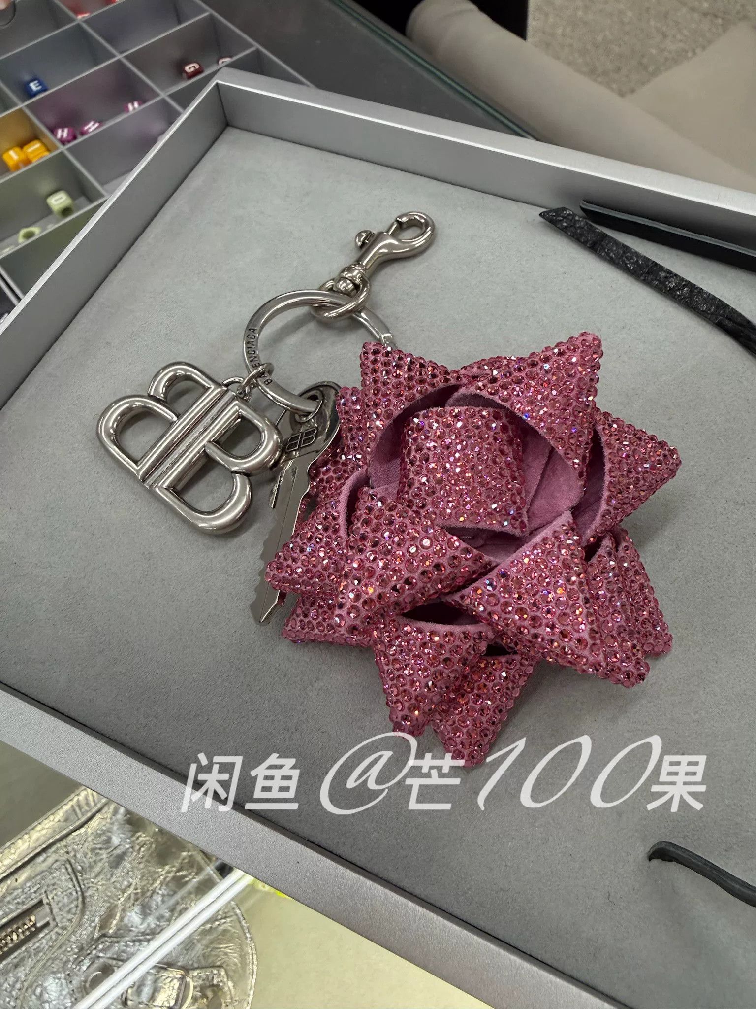 Balenciaga Balenciaga Rhinestone Rose Bag Keychain Size ONE SIZE - 2 Thumbnail
