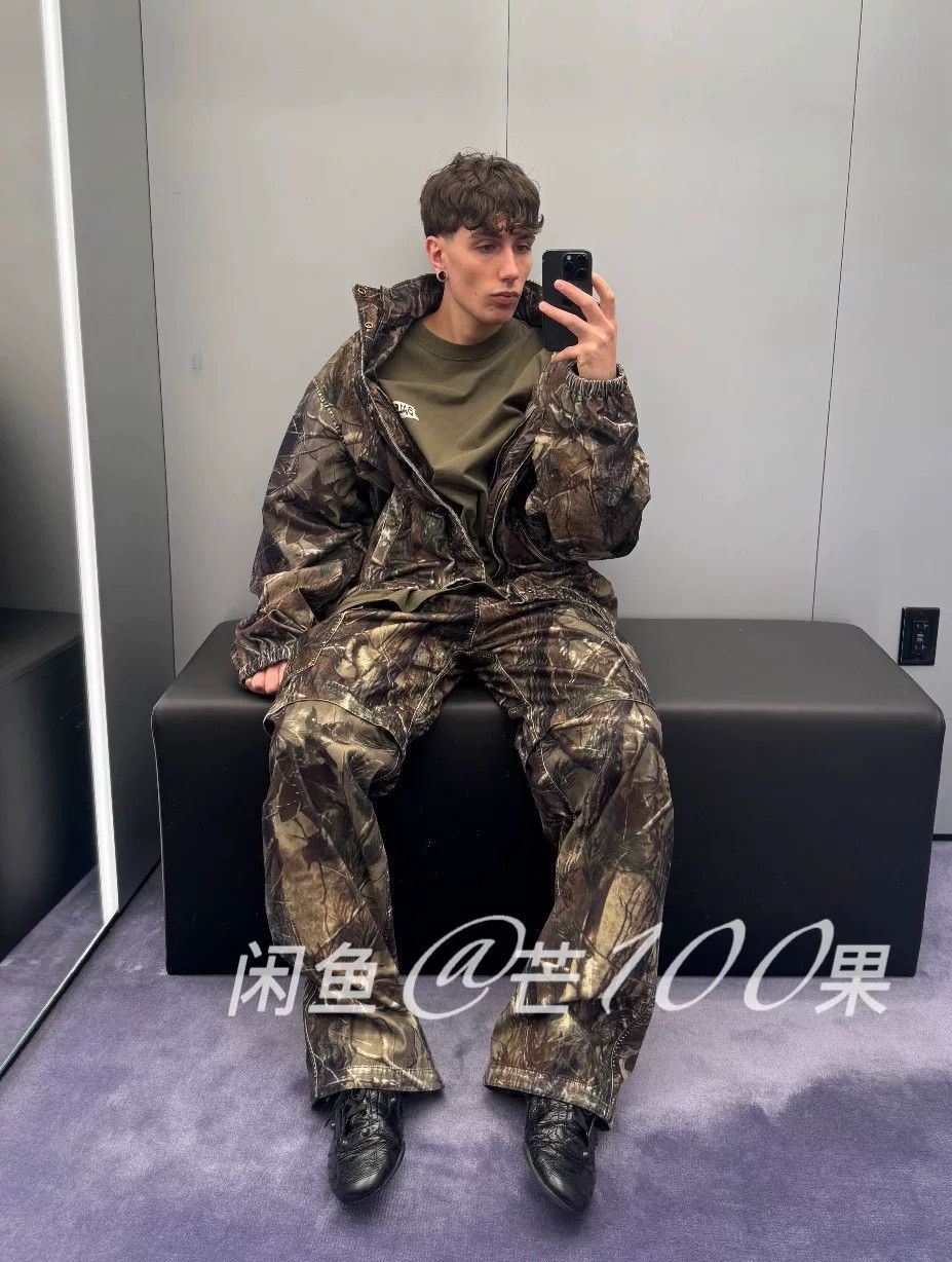 Balenciaga Balenciaga 25 Tie-Dye Graffiti Camo Hooded Jacket Size US M / EU 48-50 / 2 - 7 Thumbnail