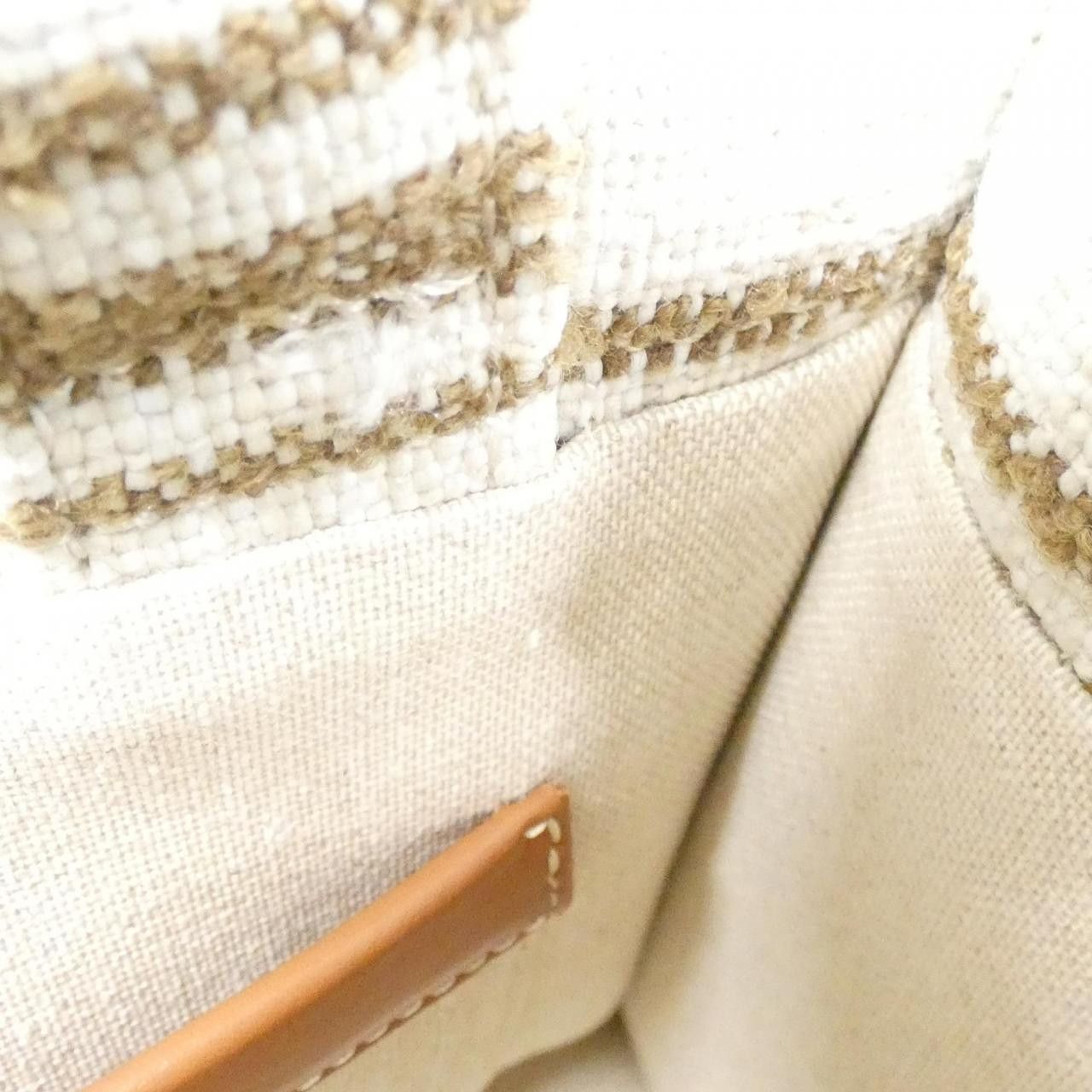 Celine Celine Celine Small Cabas Thais Canvas Bag Textile Crossbody Bag 199162EZ7 DUTY FREE for USA Size ONE SIZE - 9 Thumbnail