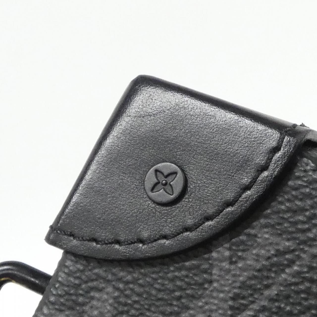 Louis Vuitton Louis Vuitton Louis Vuitton Monogram Eclipse Shoulder Bag Textile Shoulder Bag M69838 DUTY FREE for USA Size ONE SIZE - 7 Thumbnail