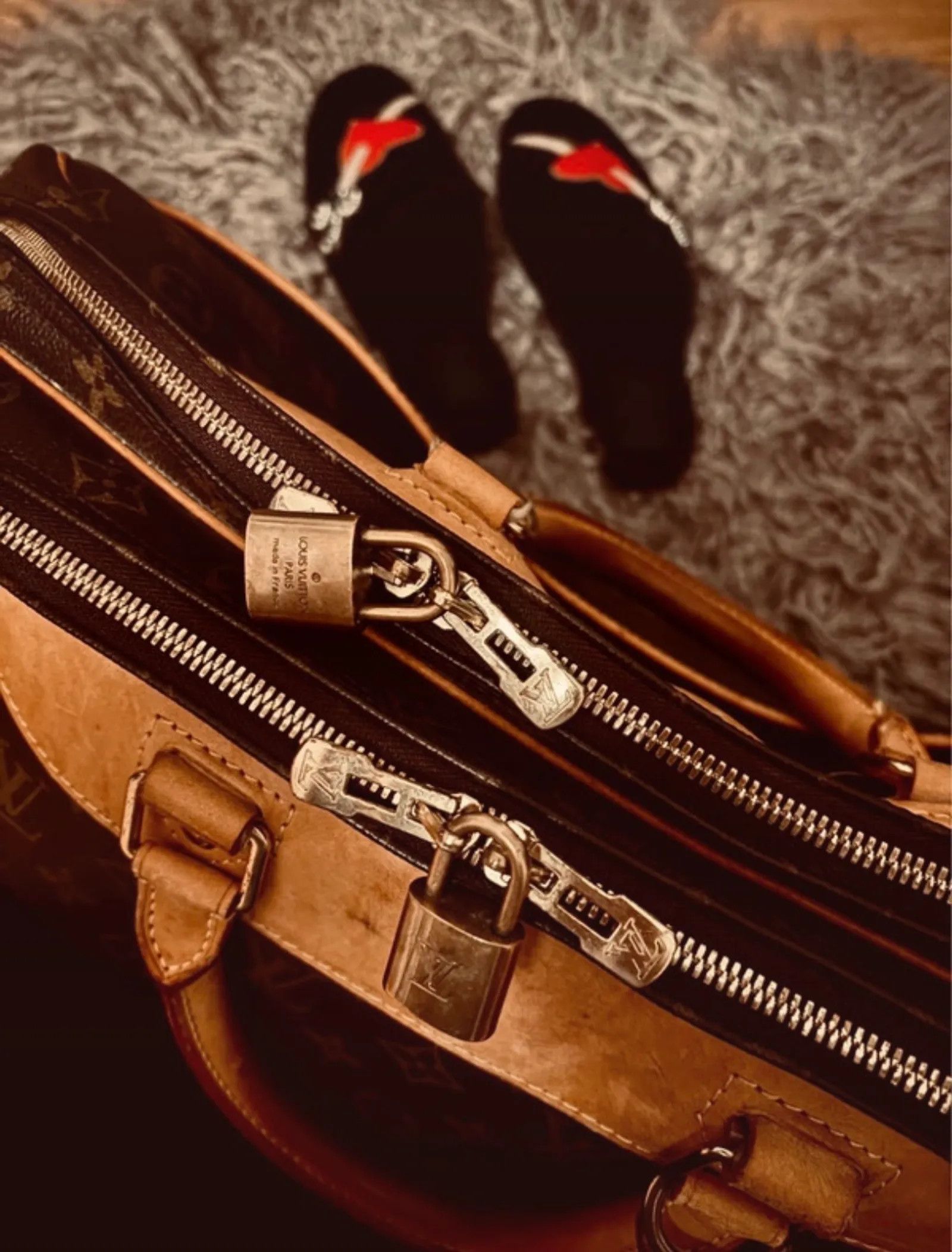 Louis Vuitton Louis Vuitton 24 Heures Weekendbag Suitcase Size ONE SIZE - 4 Thumbnail