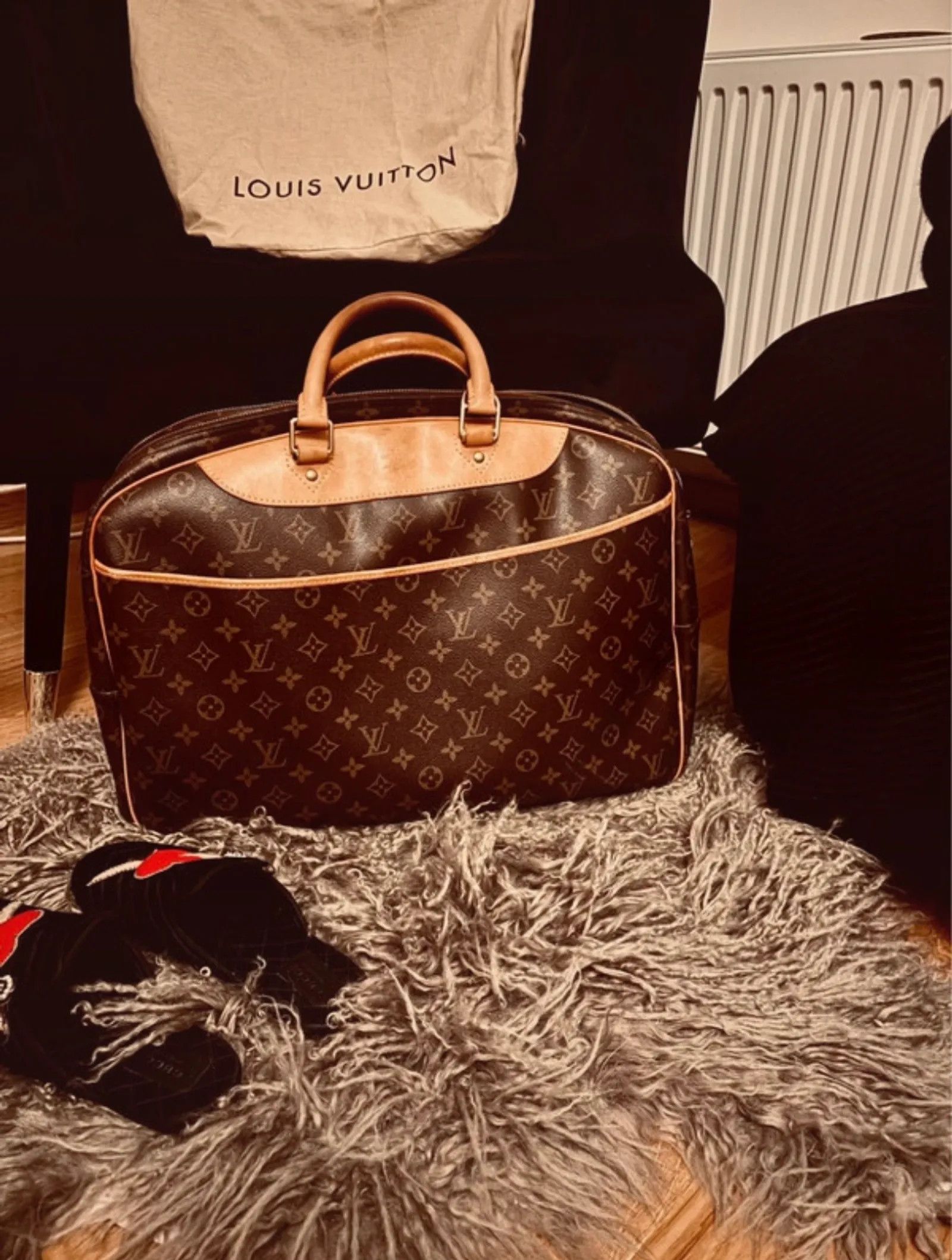 Louis Vuitton Louis Vuitton 24 Heures Weekendbag Suitcase Size ONE SIZE - 2 Thumbnail
