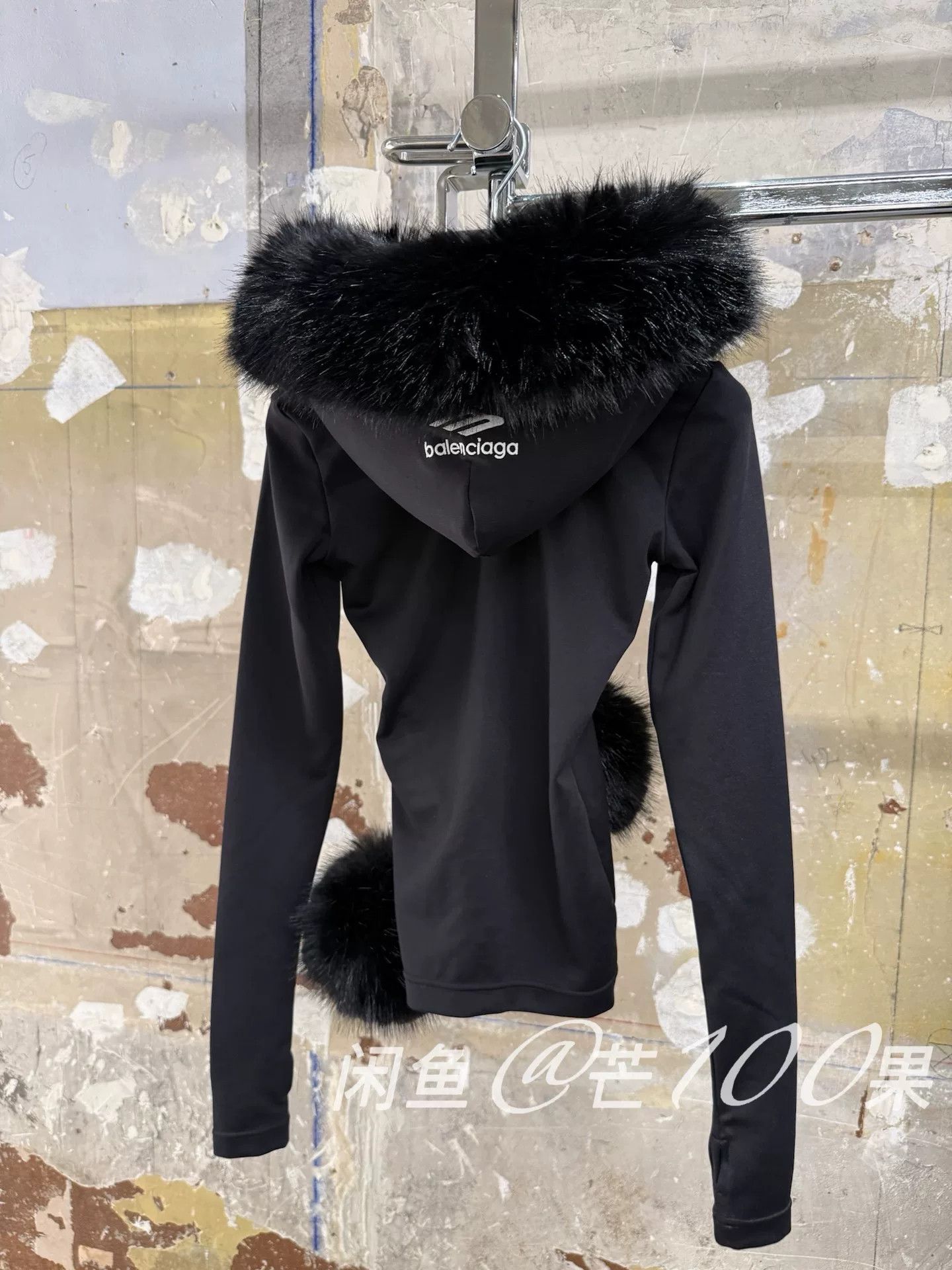 Balenciaga Balenciaga 25 Ski Faux Fur Pom Jacket Size M / US 6-8 / IT 42-44 - 3 Thumbnail