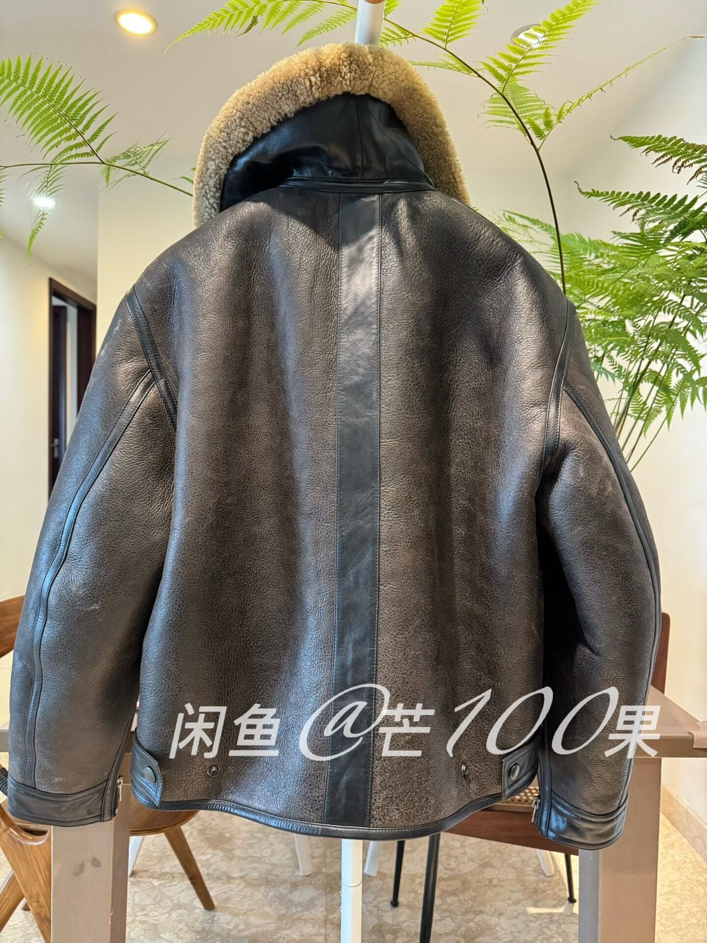 Lemaire Lemaire Short Stand Collar Distressed Shearling Coat Size US M / EU 48-50 / 2 - 8 Thumbnail