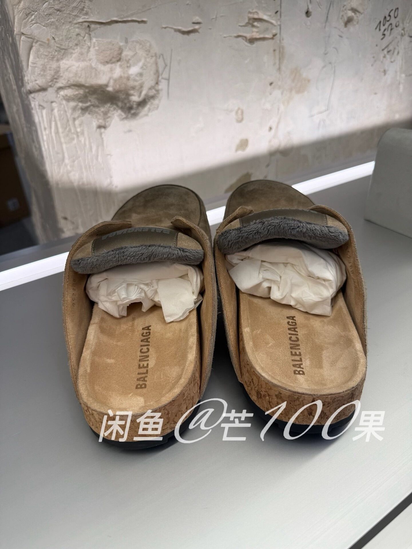 Balenciaga Balenciaga Distressed Khaki Suede Mules Size US 7 / EU 40 - 3 Thumbnail