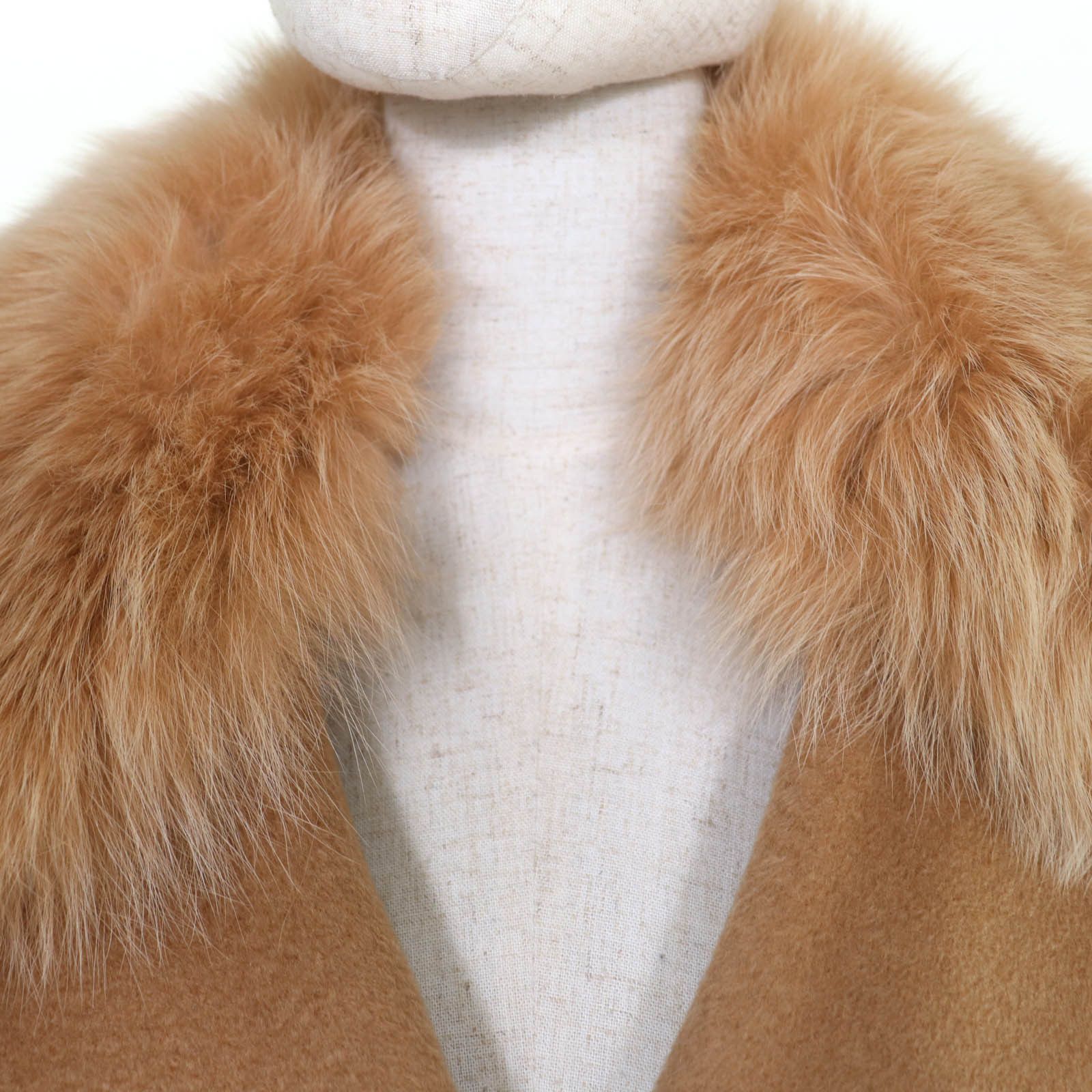Max Mara Max Mara Max Mara Belt wrap coat Camel Fox Fur Coat Fur Outerwear DUTY FREE for USA Size ONE SIZE - 4 Thumbnail