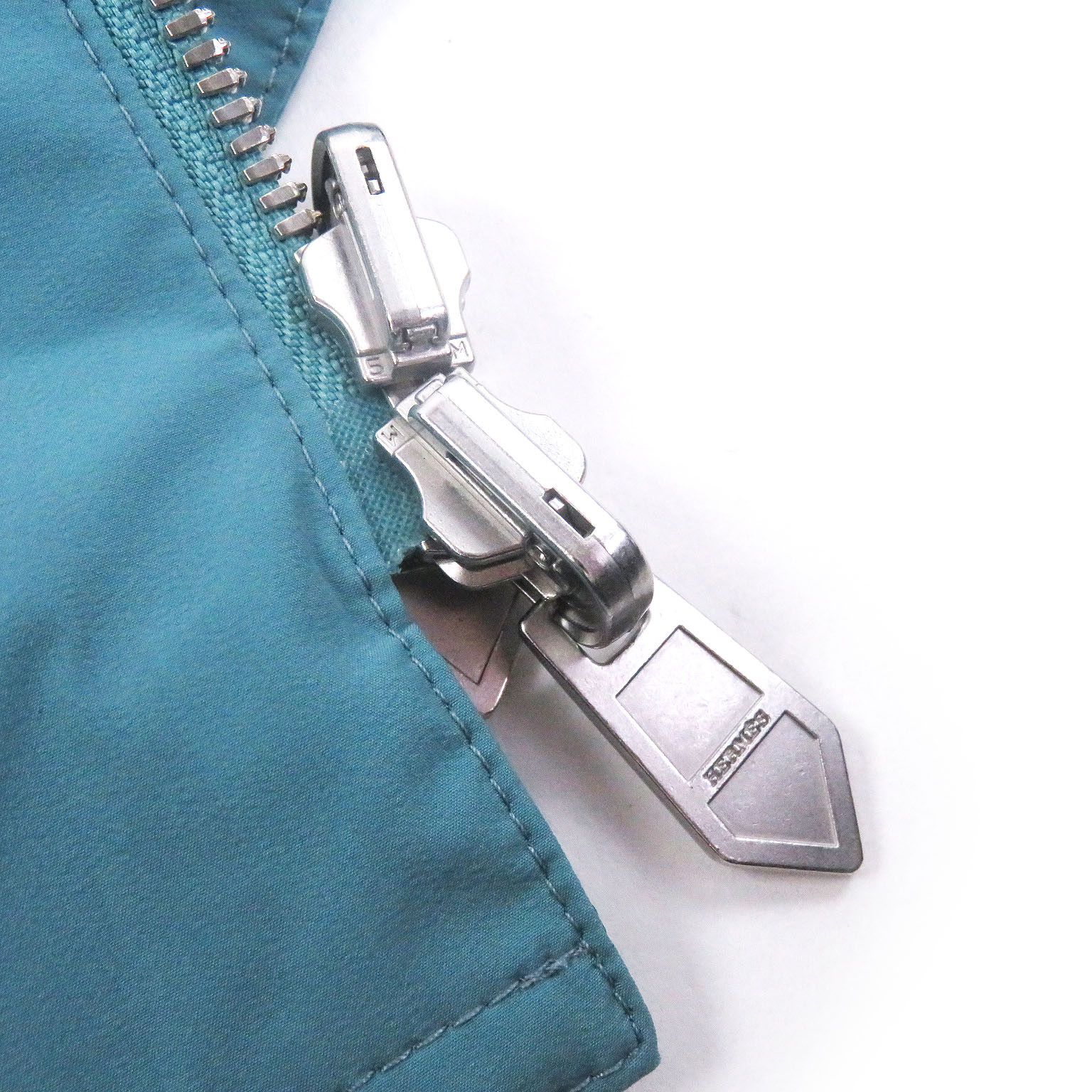 Hermes Hermes Hermès H logo hooded jacket nylon elastane jacket44 Textile Sweatshirts & Hoodies DUTY FREE for USA Size ONE SIZE - 5 Thumbnail