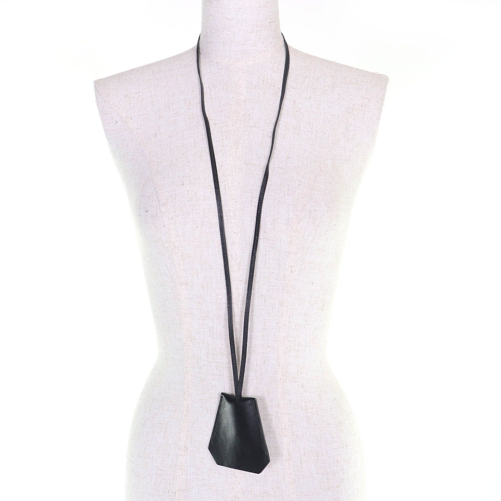 Hermes Hermes Hermès Clochette Leather Necklace Leather Necklace Stamp B (1998) DUTY FREE for USA Size ONE SIZE - 3 Thumbnail