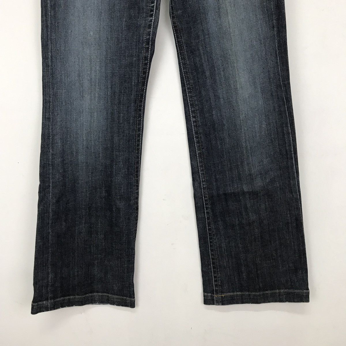 MCM MCM jeans Distressed pocket straight cut design Size US 30 / EU 46 - 4 Thumbnail