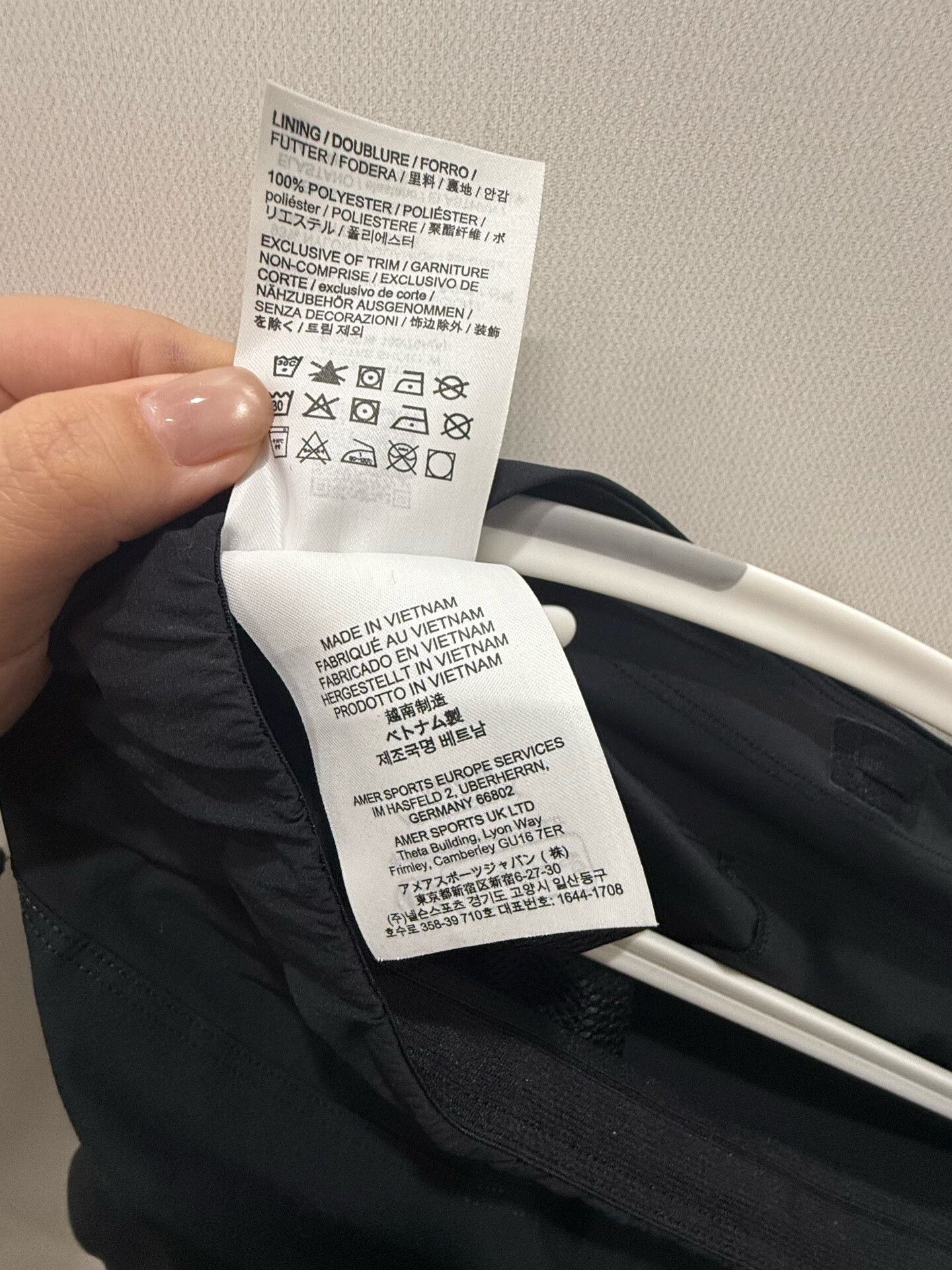 Arc'teryx Arcteryx Women's Short Jacket Size 28" / US 6 / IT 42 - 6 Thumbnail