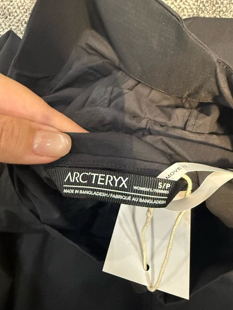 Arc'teryx Arcteryx Lightweight Jacket S Size S / US 4 / IT 40 - 2 Thumbnail