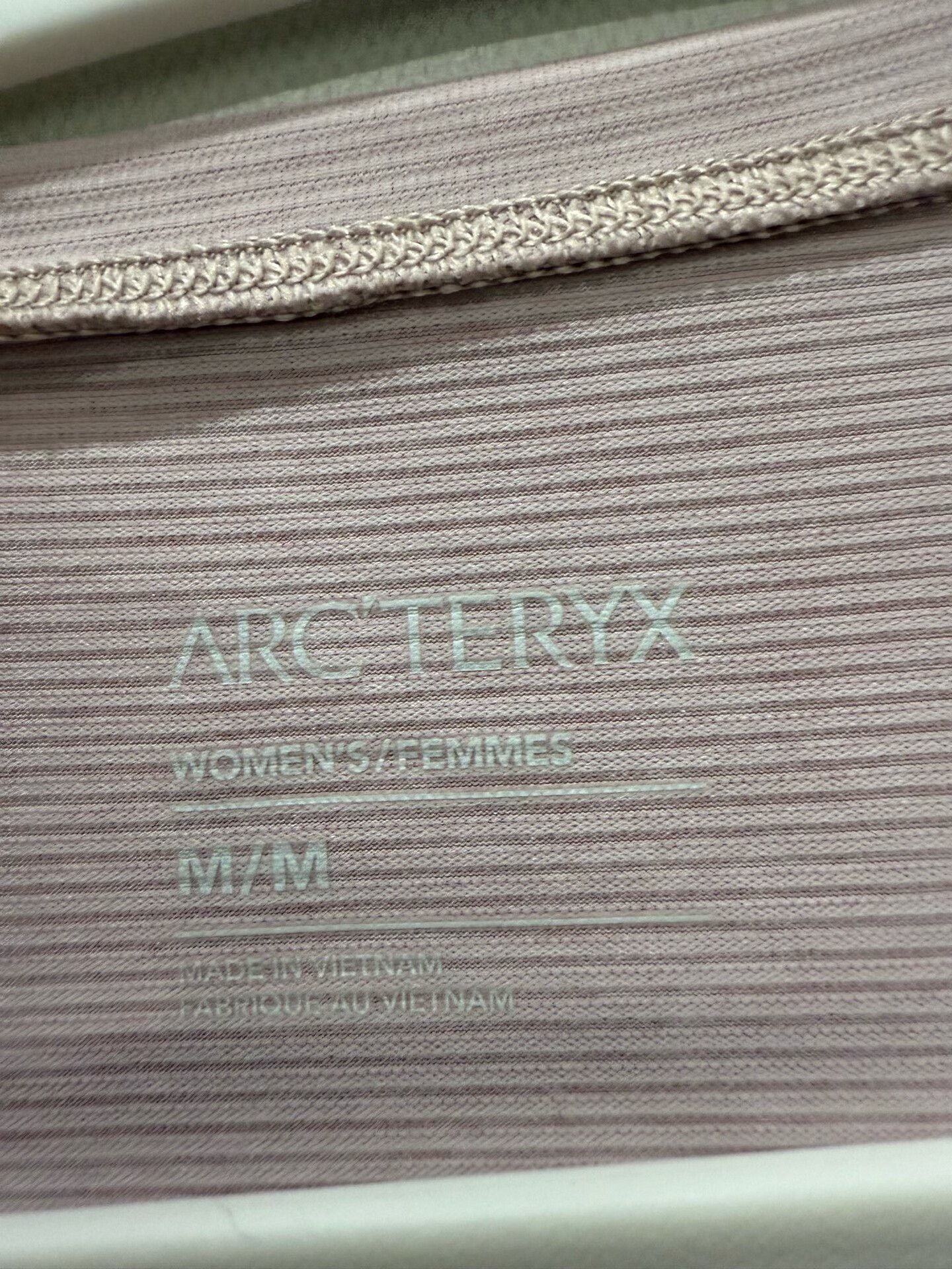 Arc'teryx Arcteryx Women's M Pink Short-Sleeve T-shirt Size M / US 6-8 / IT 42-44 - 2 Thumbnail