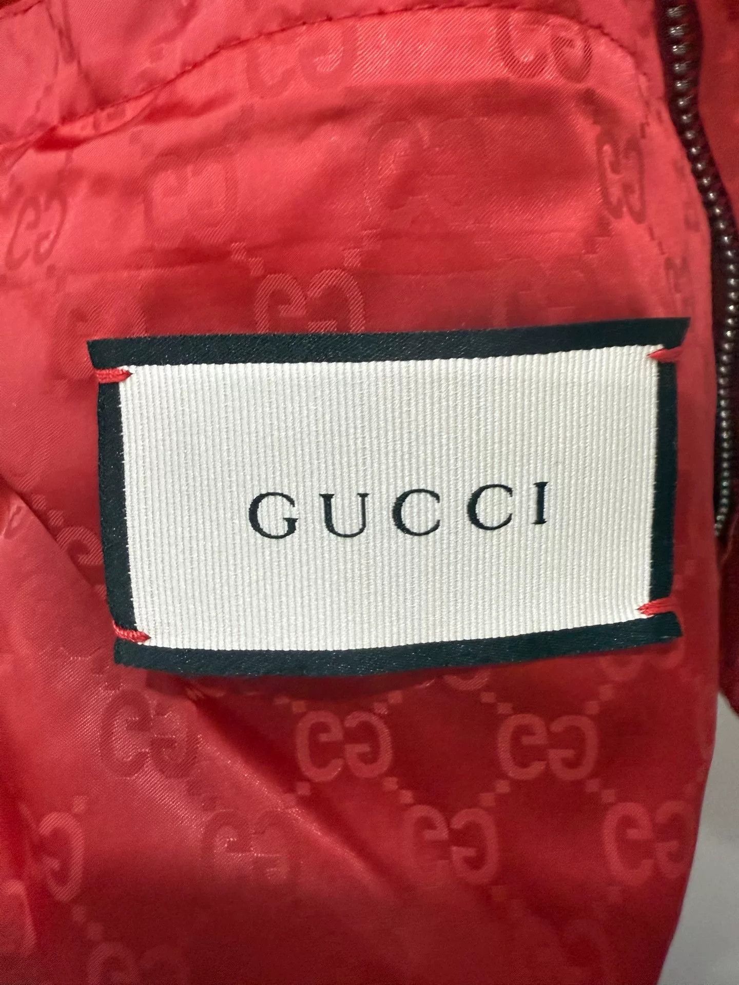 Gucci Gucci Red Logo Jacket Size 52 Size US L / EU 52-54 / 3 - 7 Thumbnail