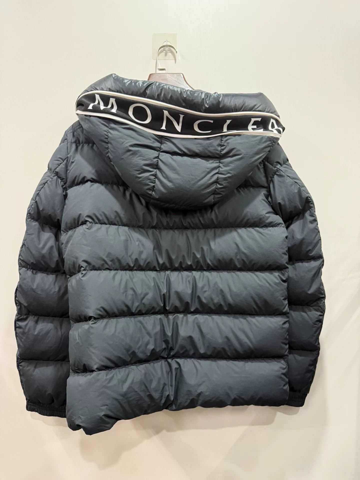 Moncler Moncler Black Down Jacket Size 3 Size US L / EU 52-54 / 3 - 7 Thumbnail