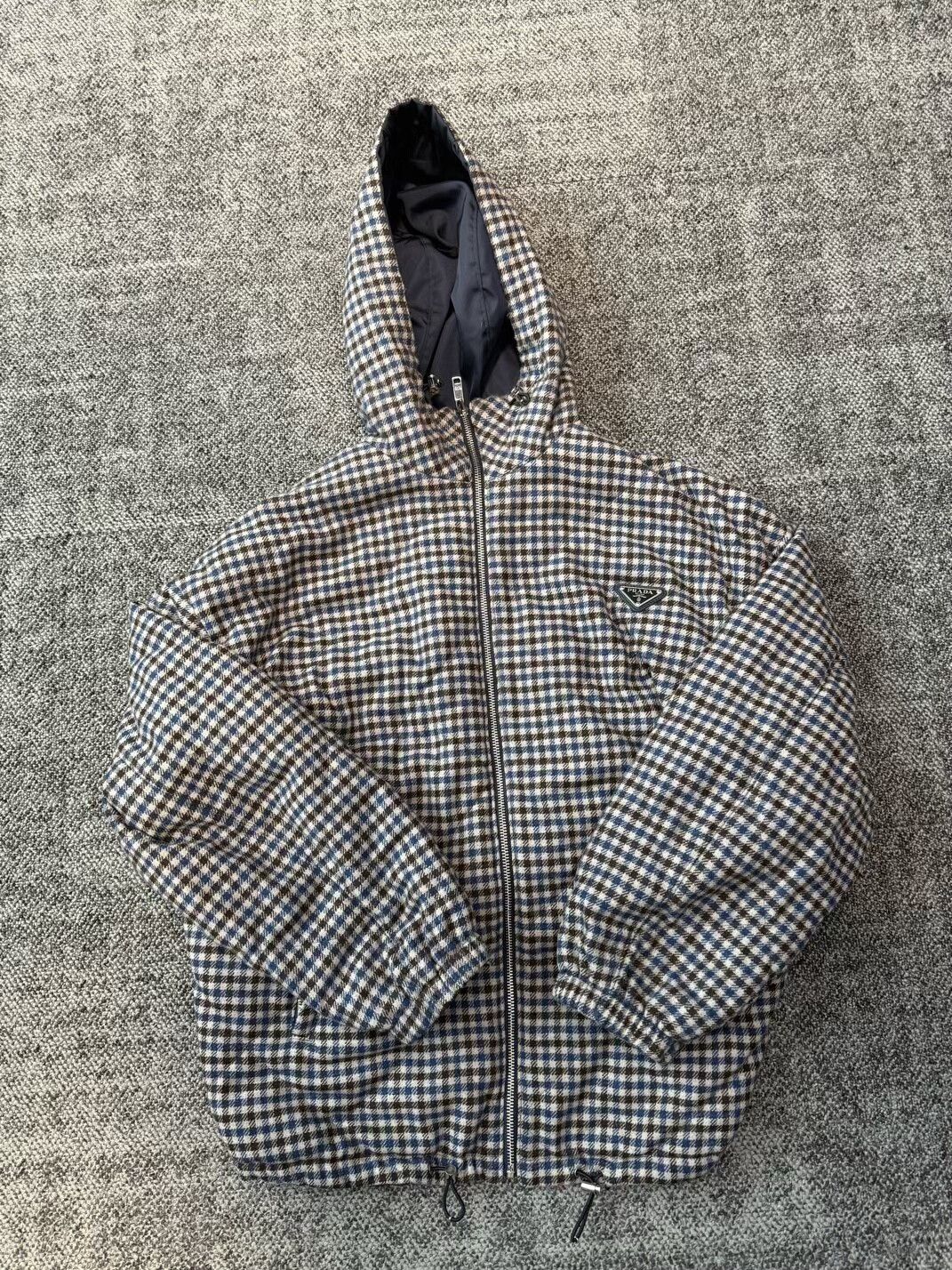 Prada Prada Regenerated Nylon Jacket Size S / US 4 / IT 40 - 2 Thumbnail