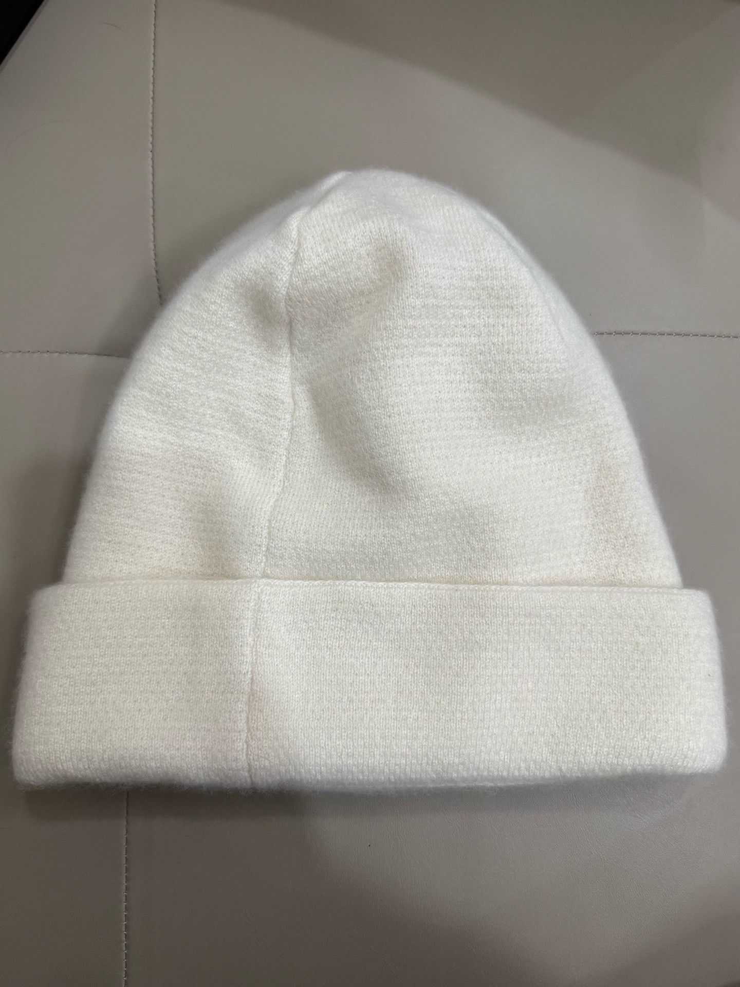 Chanel Chanel White Cashmere Knit Hat Size ONE SIZE - 2 Thumbnail