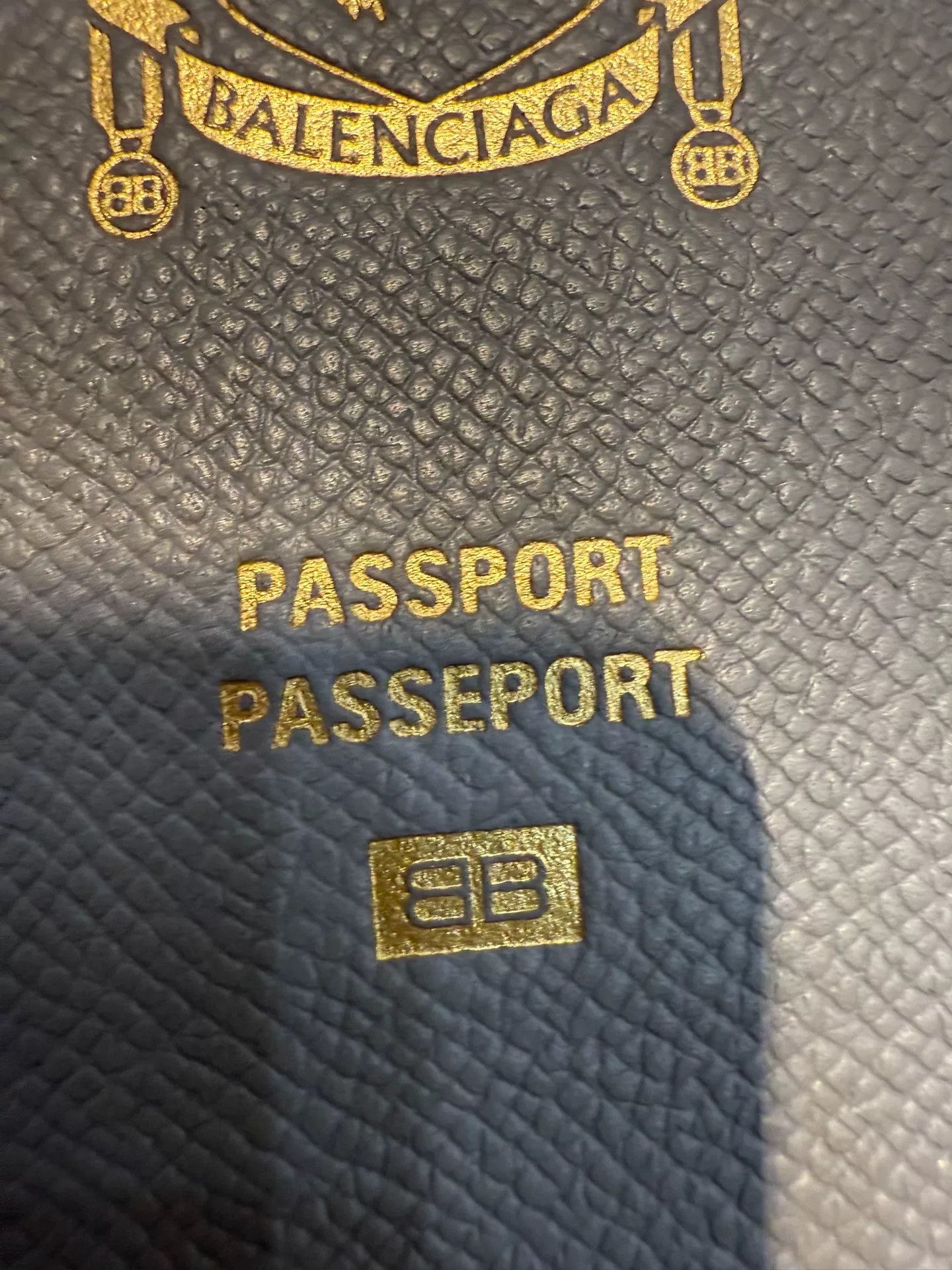 Balenciaga Balenciaga Passport Phone Bag Size ONE SIZE - 6 Thumbnail