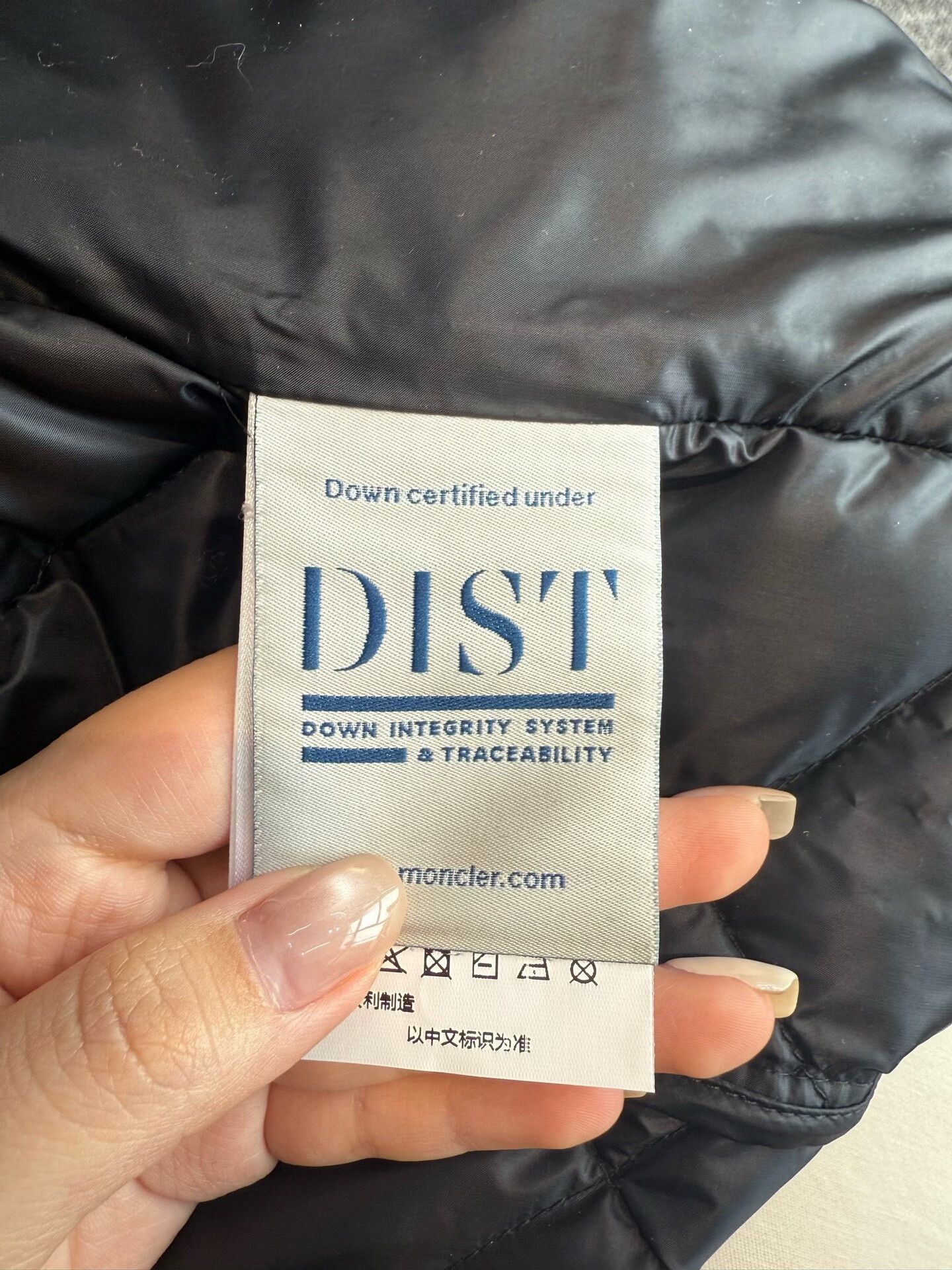 Moncler Moncler Classic Black Down Jacket Size XS / US 0-2 / IT 36-38 - 4 Thumbnail
