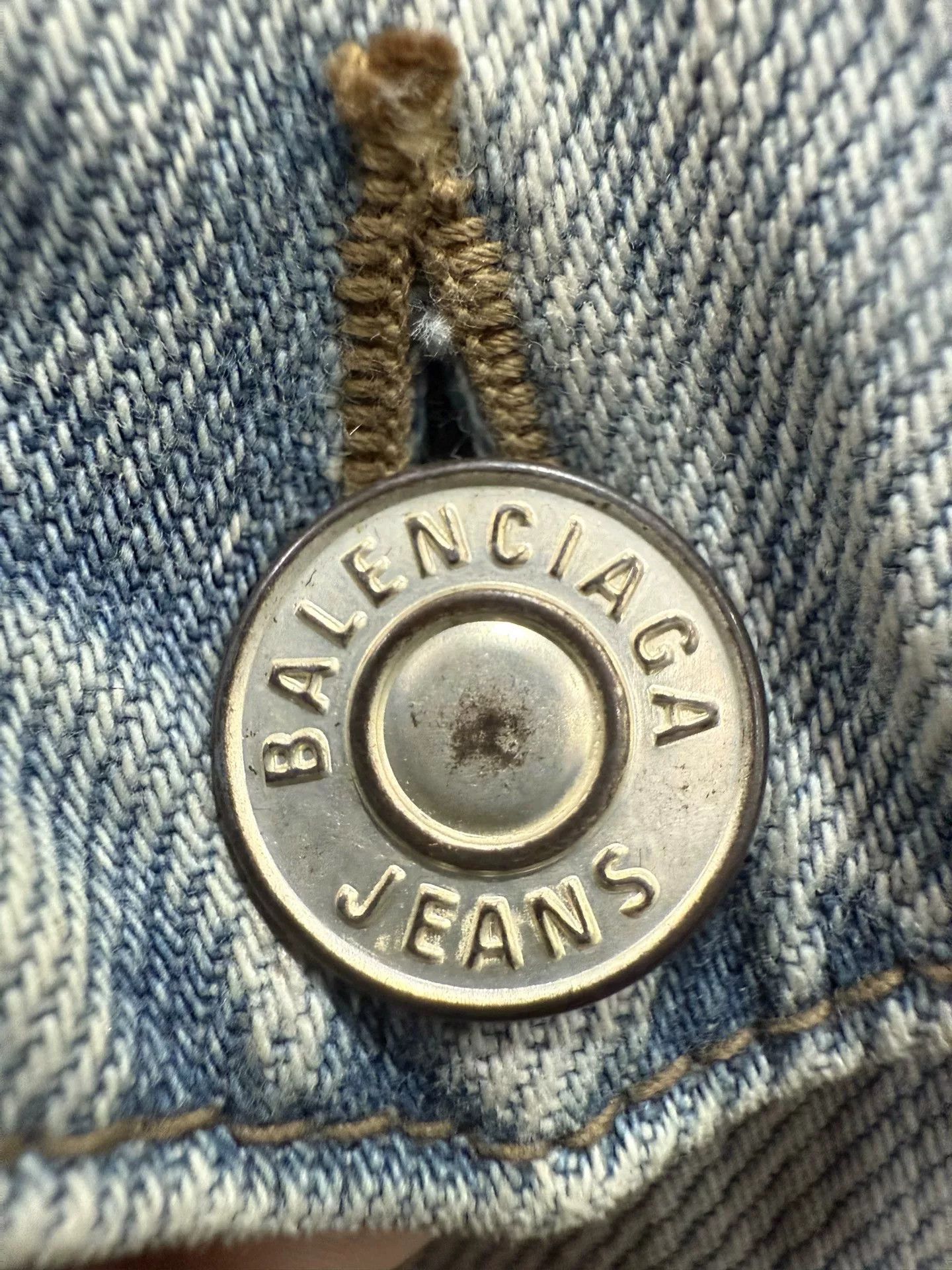 Balenciaga Balenciaga Heavy Denim Jacket Size US M / EU 48-50 / 2 - 7 Thumbnail