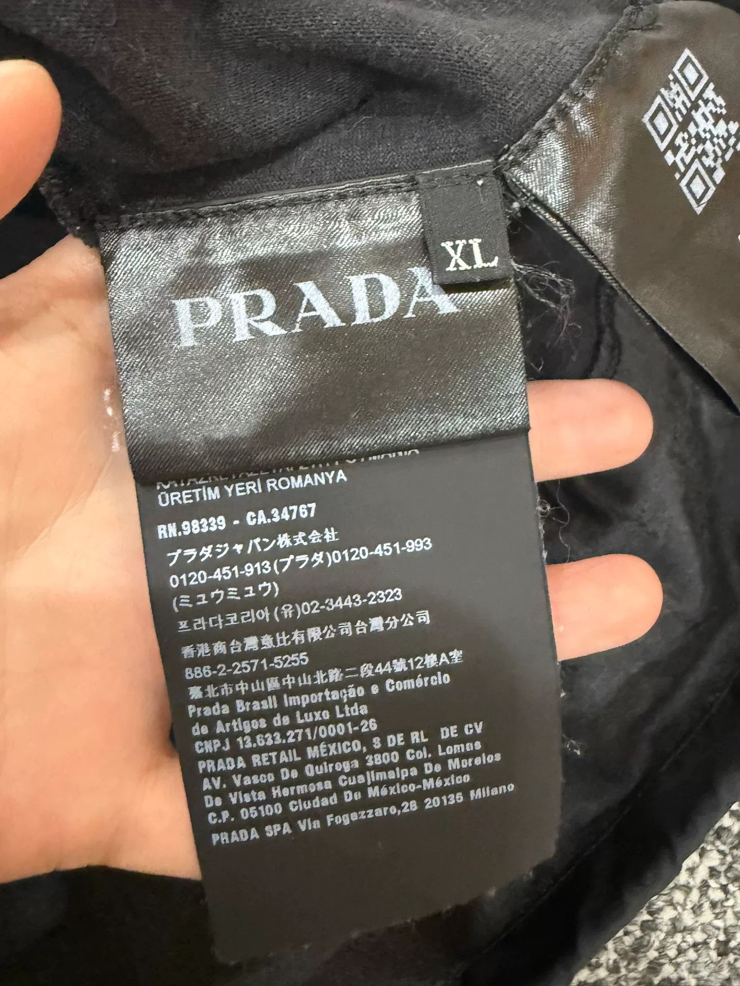 Prada Prada Black Short-sleeve T-shirt XL Size US XL / EU 56 / 4 - 4 Thumbnail