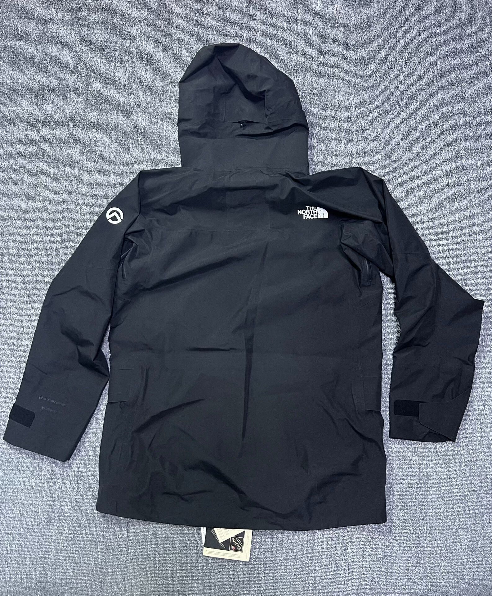 The North Face The North Face Summit Series Hardshell Jacket Size US L / EU 52-54 / 3 - 2 Thumbnail