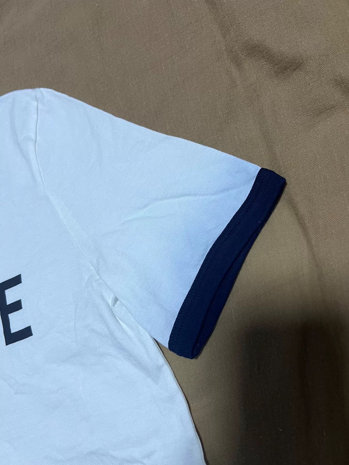 Celine Celine Short-Sleeve T-Shirt Size S / US 4 / IT 40 - 7 Thumbnail