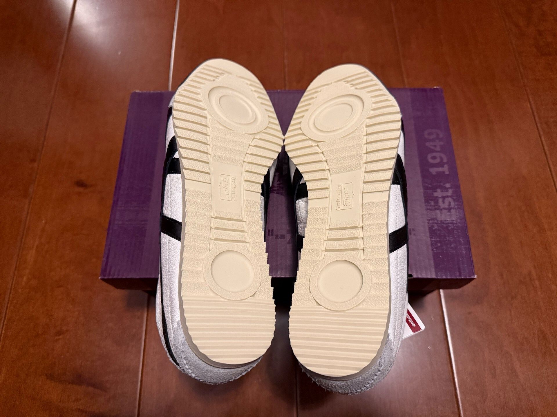 Onitsuka Tiger Onitsuka Tiger Mexico 66 Deluxe Size US 9 / EU 42 - 5 Thumbnail