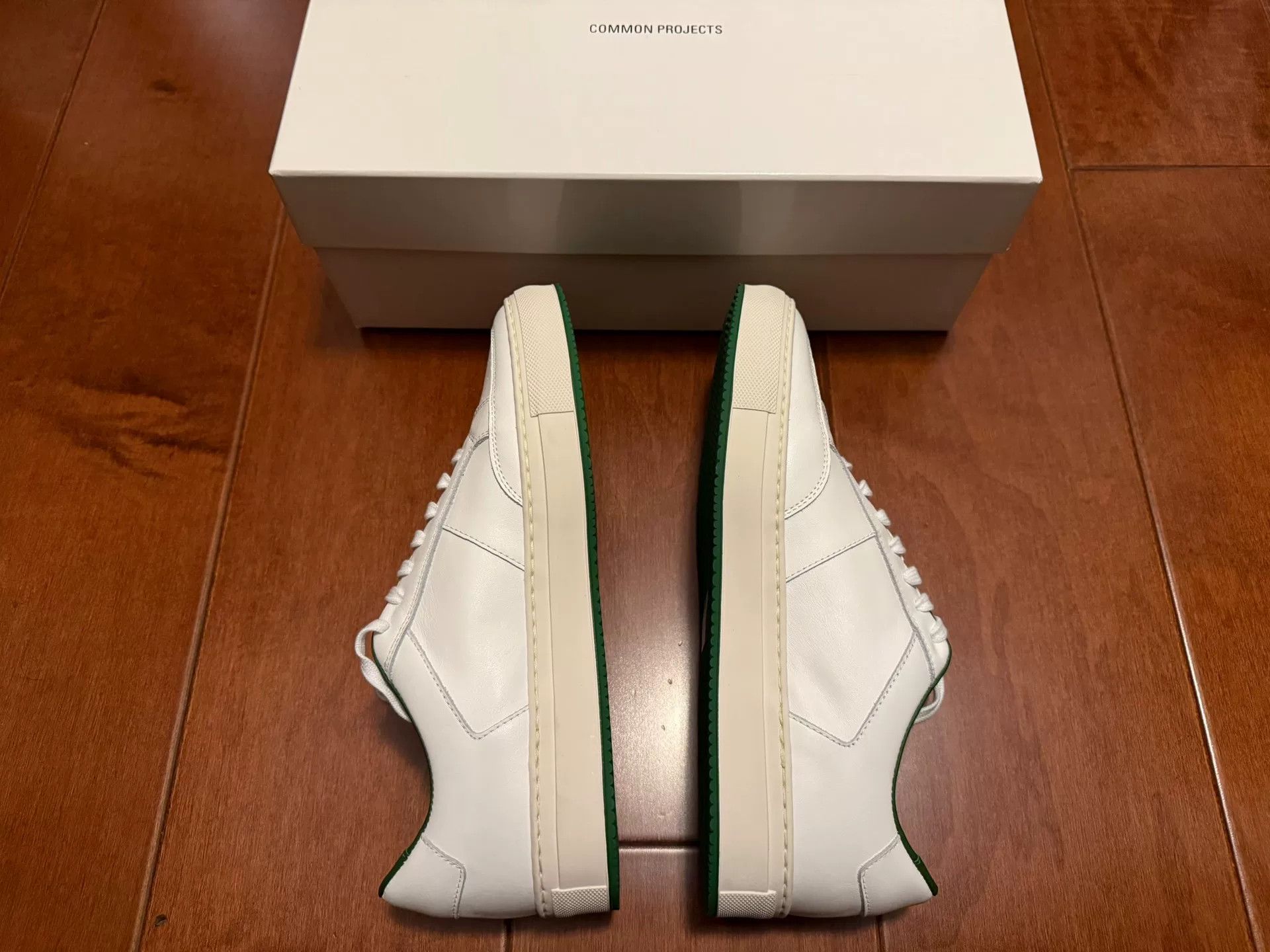 Common Projects Common Projects White Classic Italian Sneakers Size US 7 / EU 40 - 4 Thumbnail